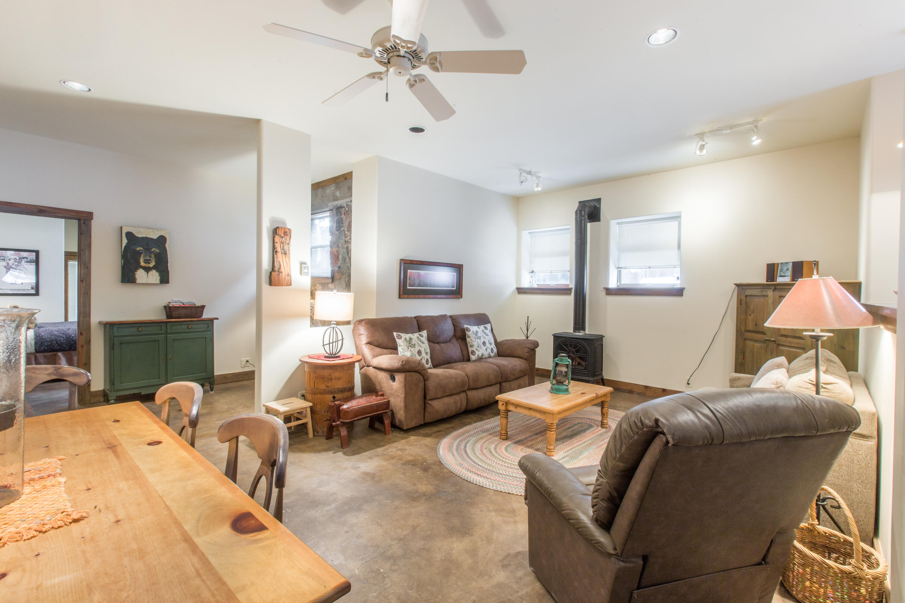 115 7th Avenue Property Photo 17