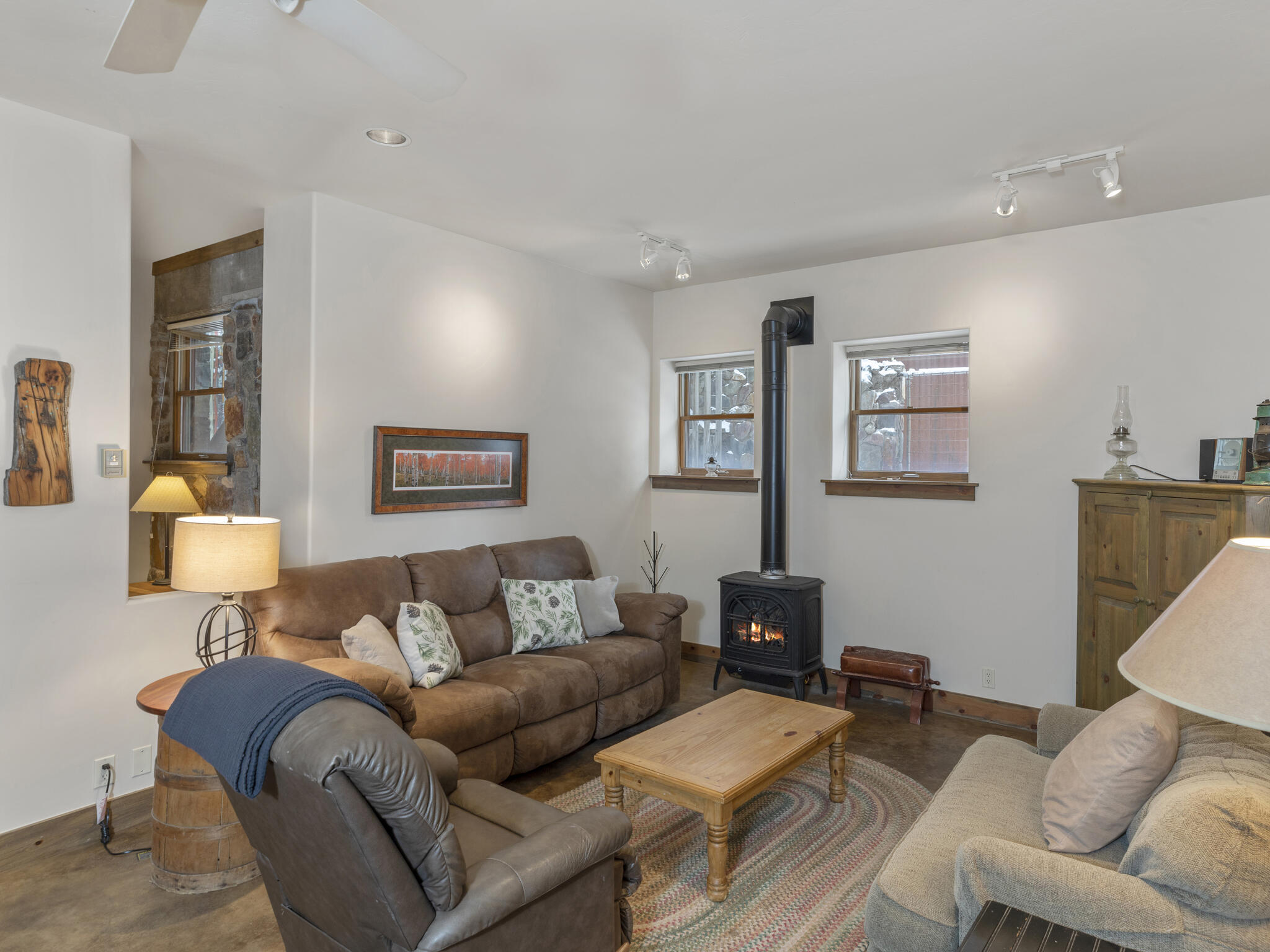 Triplex - 115, 117 And 119 7th Avenue - Property Photo 13
