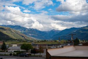 156 Alpine Loop 200 Property Photo 13