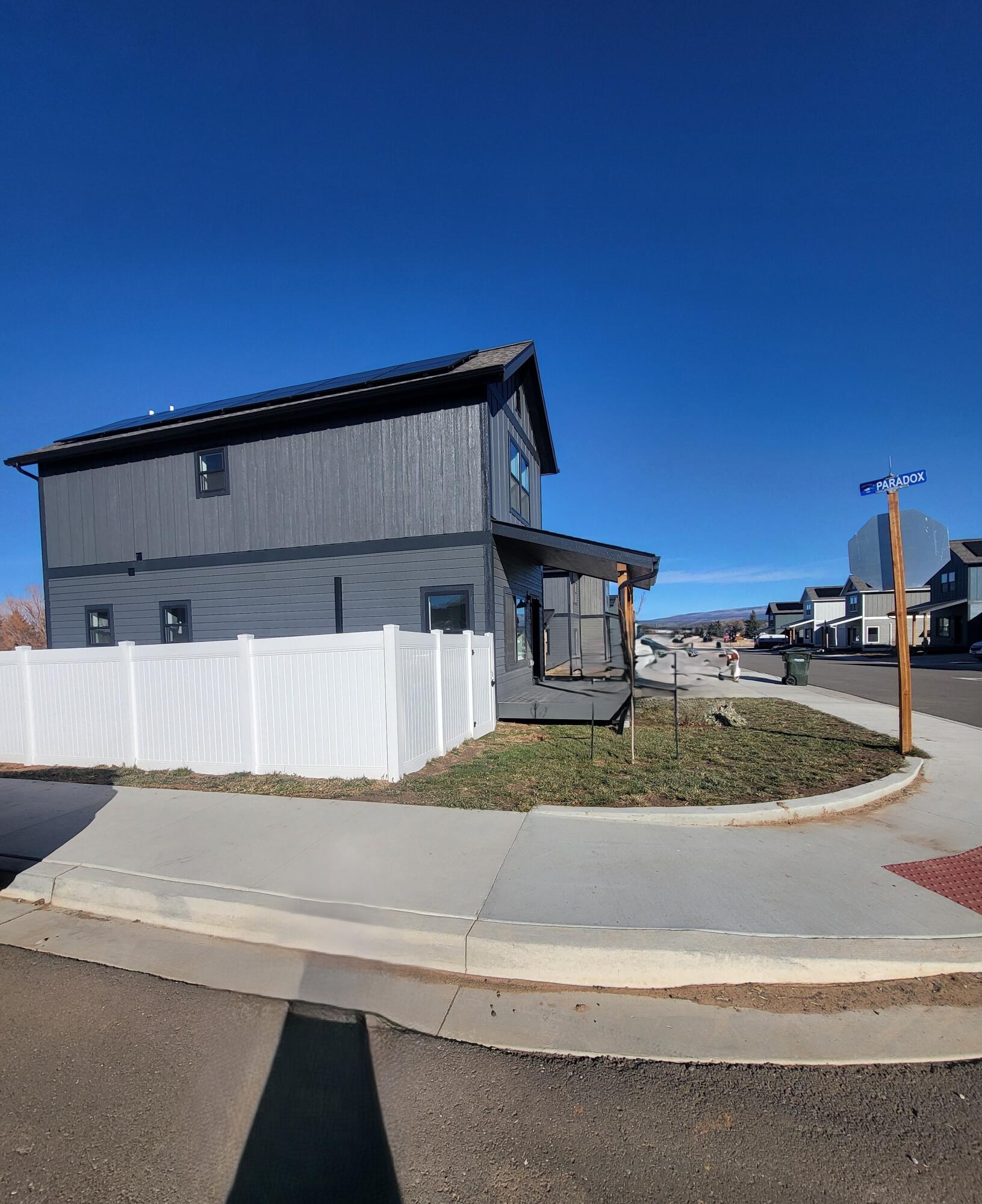1560 Juniper Street Property Photo 7
