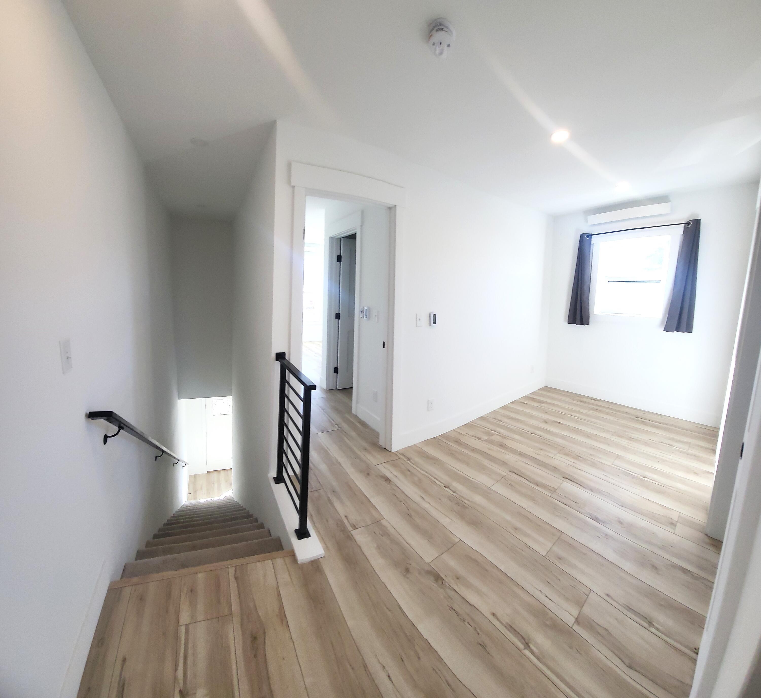 1560 Juniper Street Property Photo 17