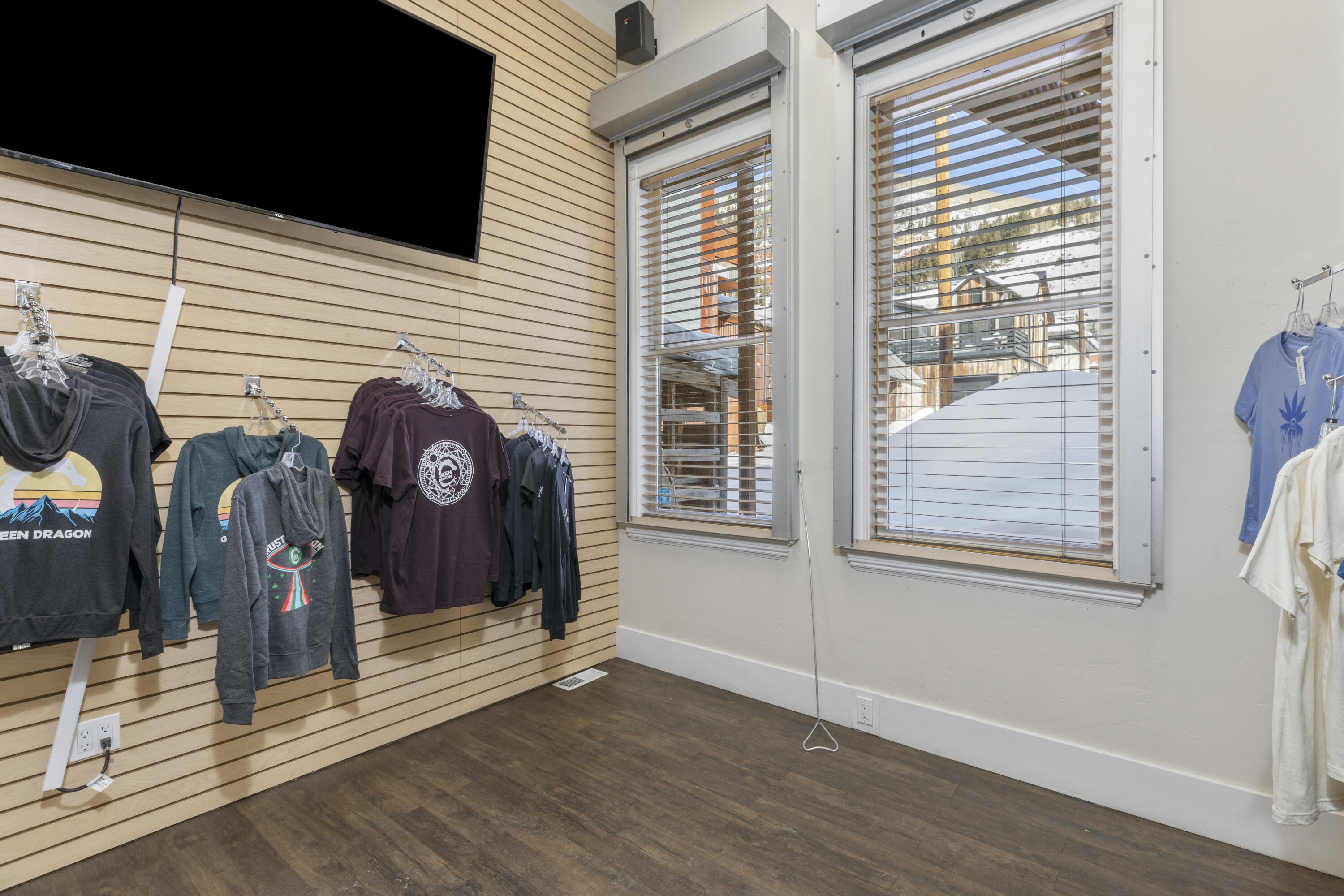 119 Colorado Avenue Property Photo 10