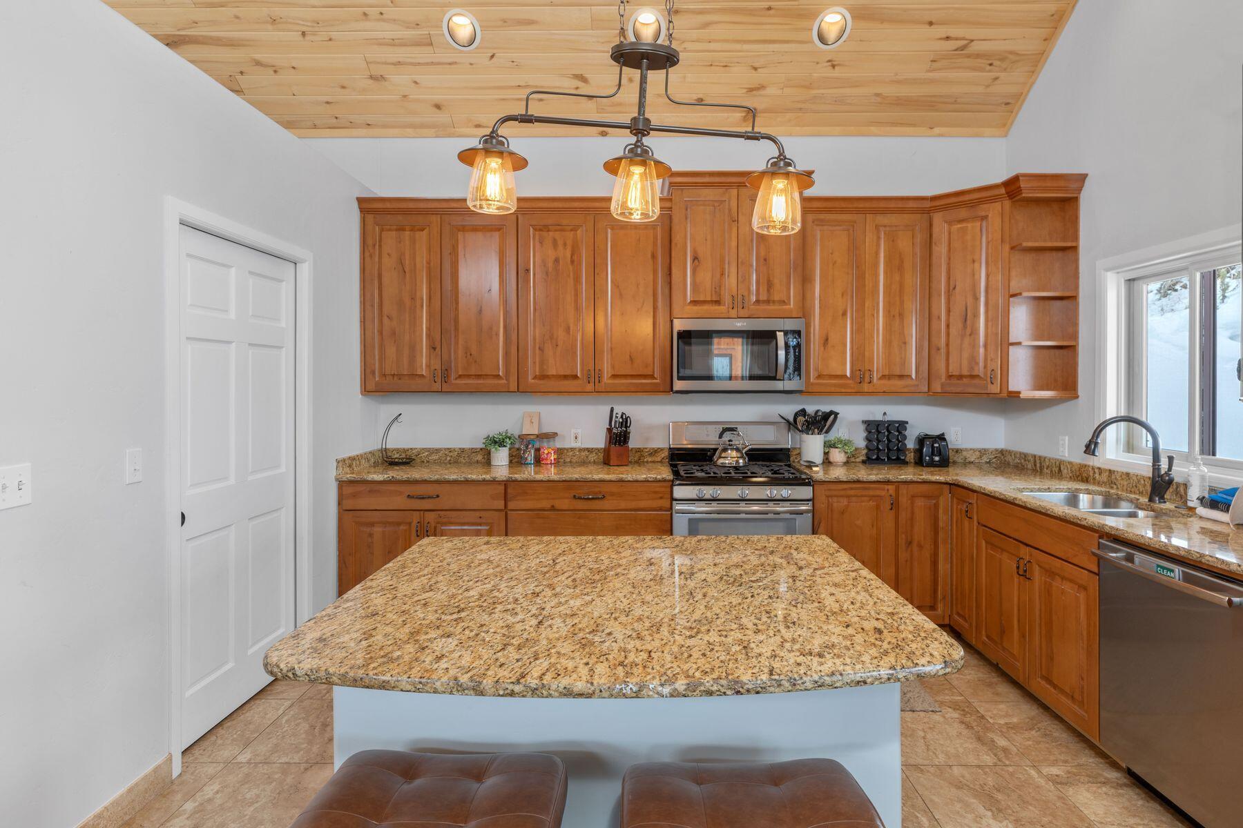 6 Spring Creek Drive Property Photo 14