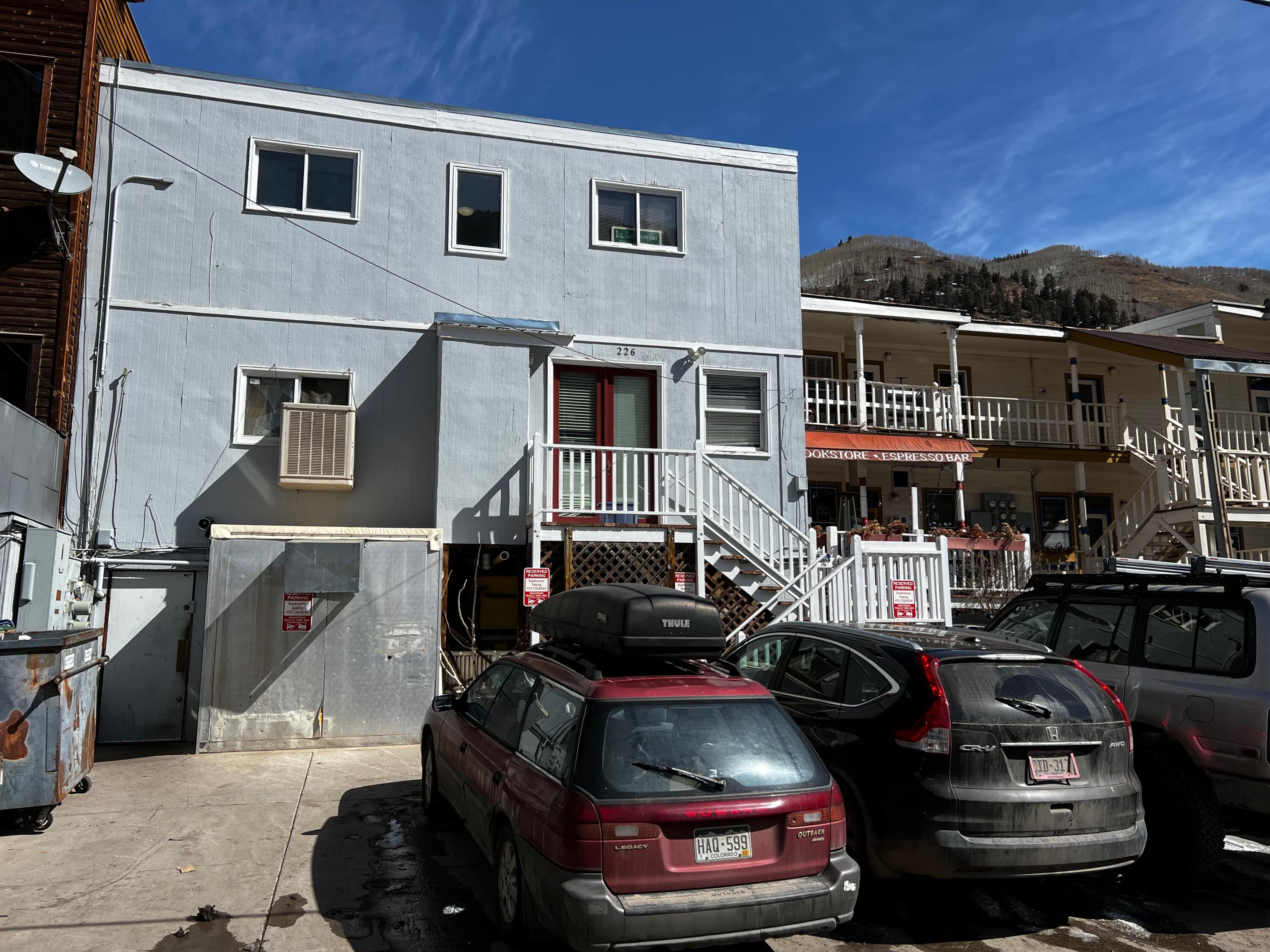 228 Colorado Avenue Property Photo 11