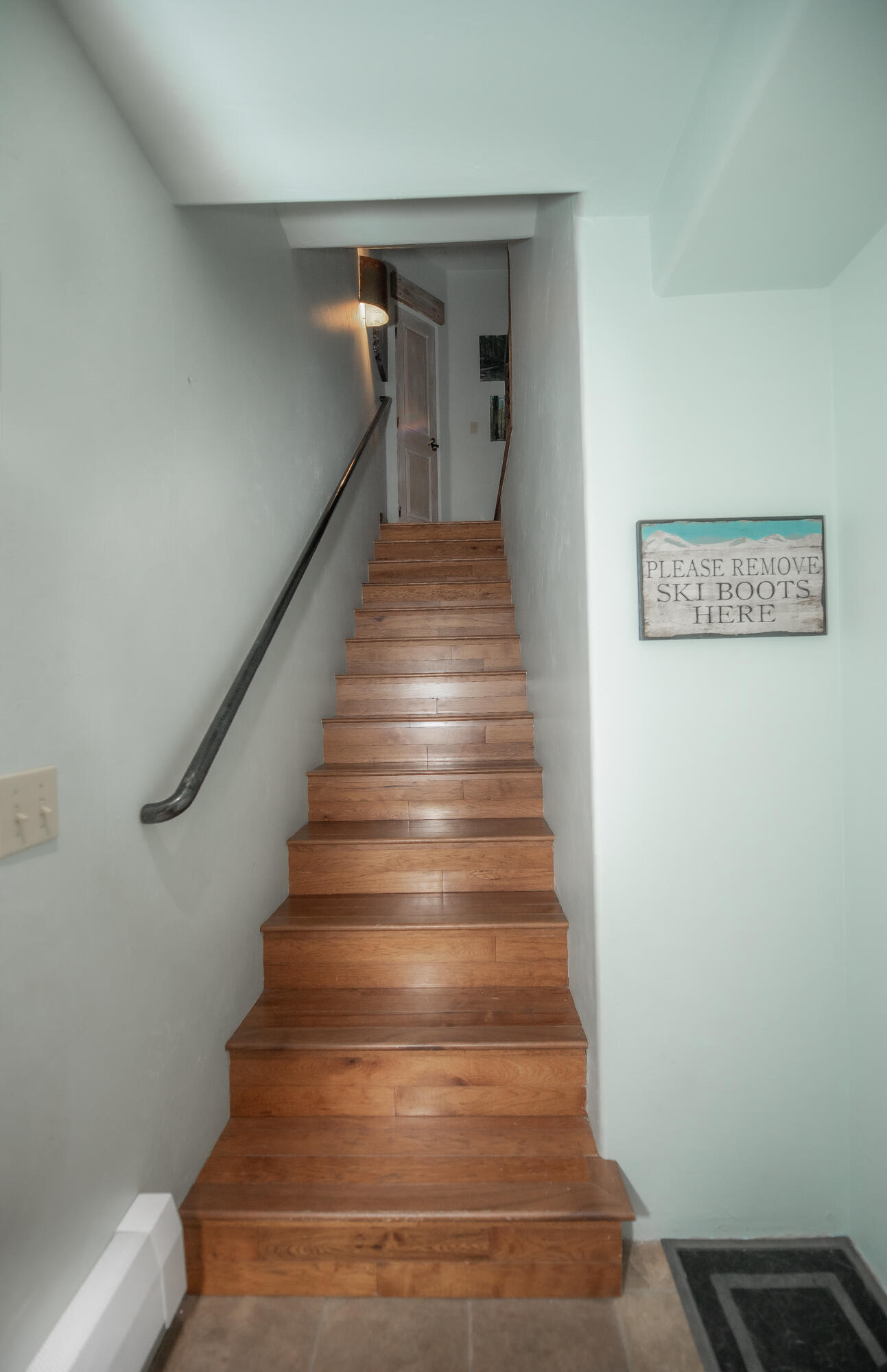 350 Mahoney Drive Property Photo 15