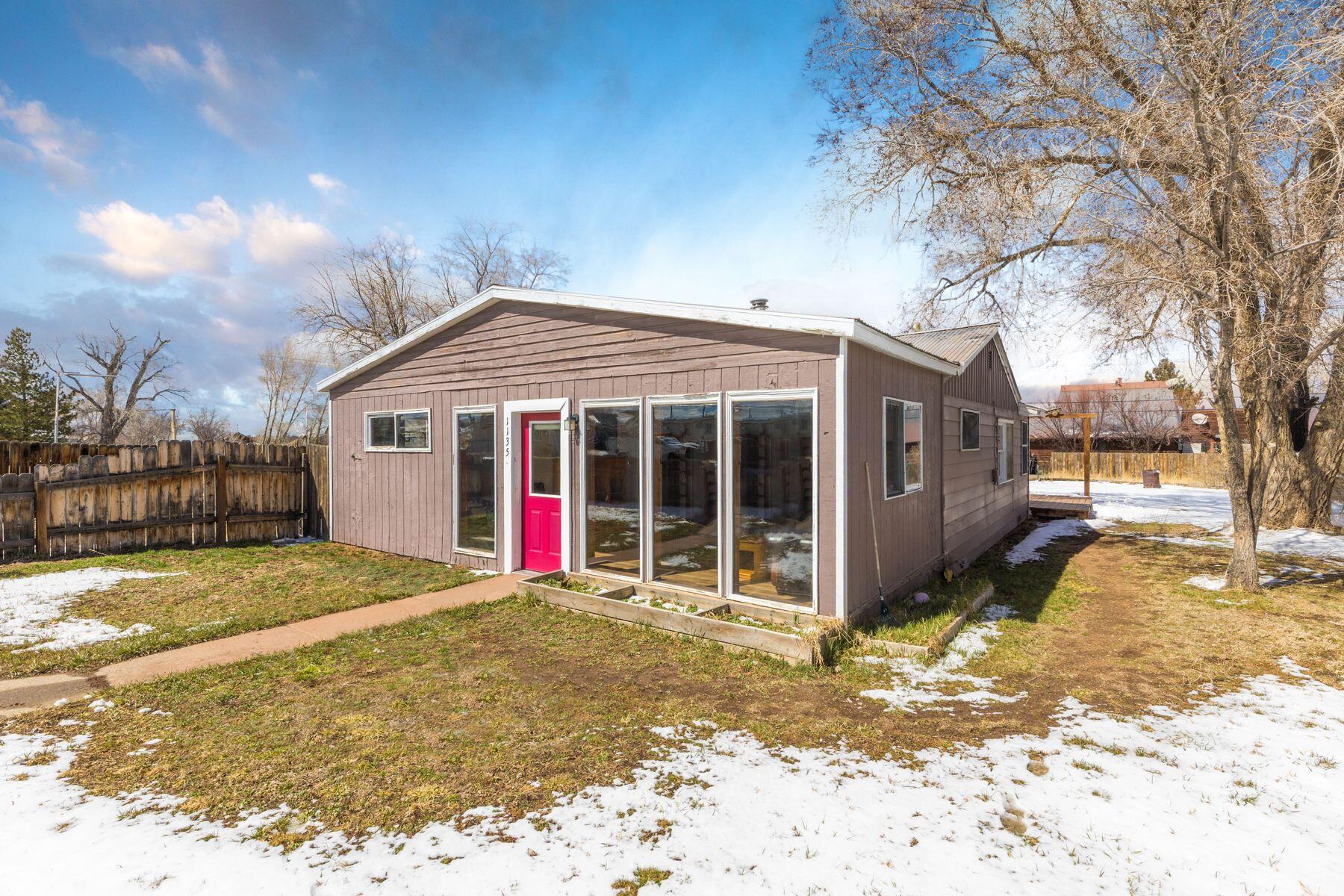 1135 Grand Avenue Property Photo 1