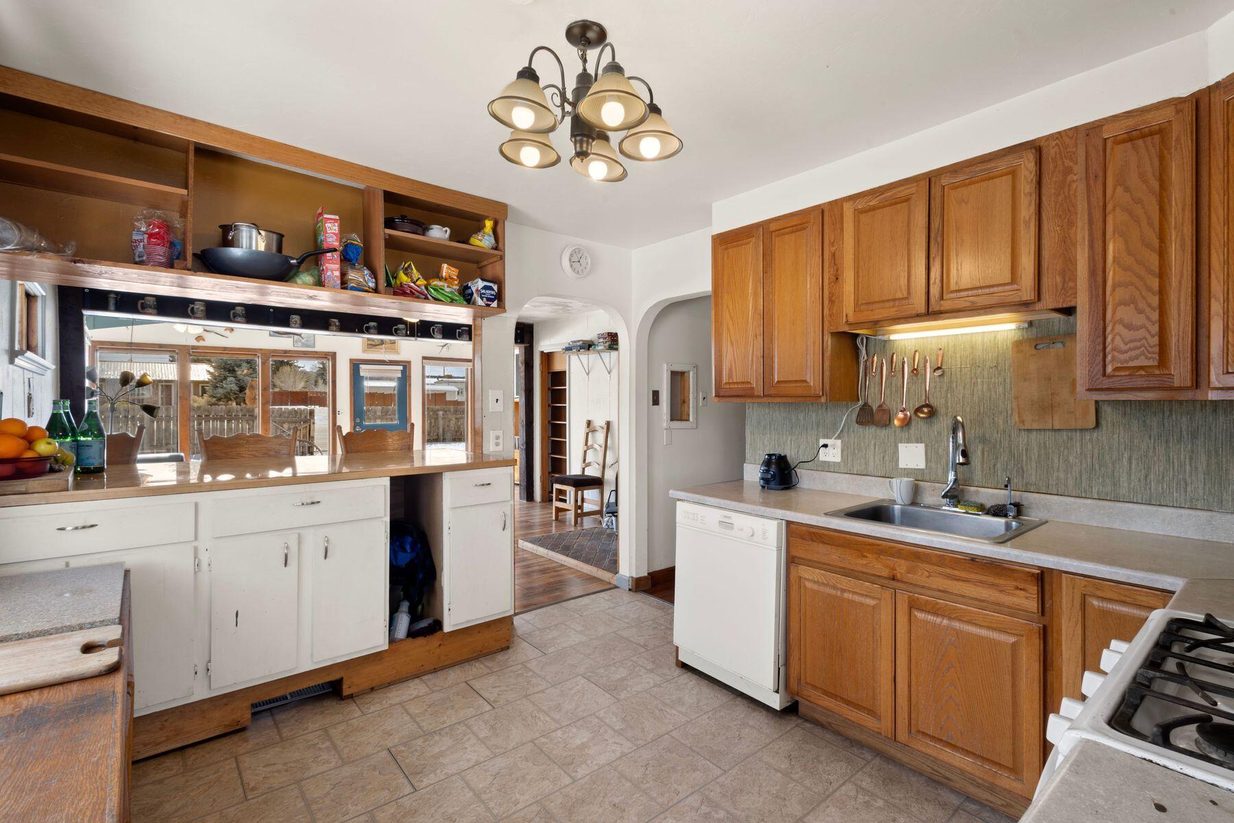 1135 Grand Avenue Property Photo 23