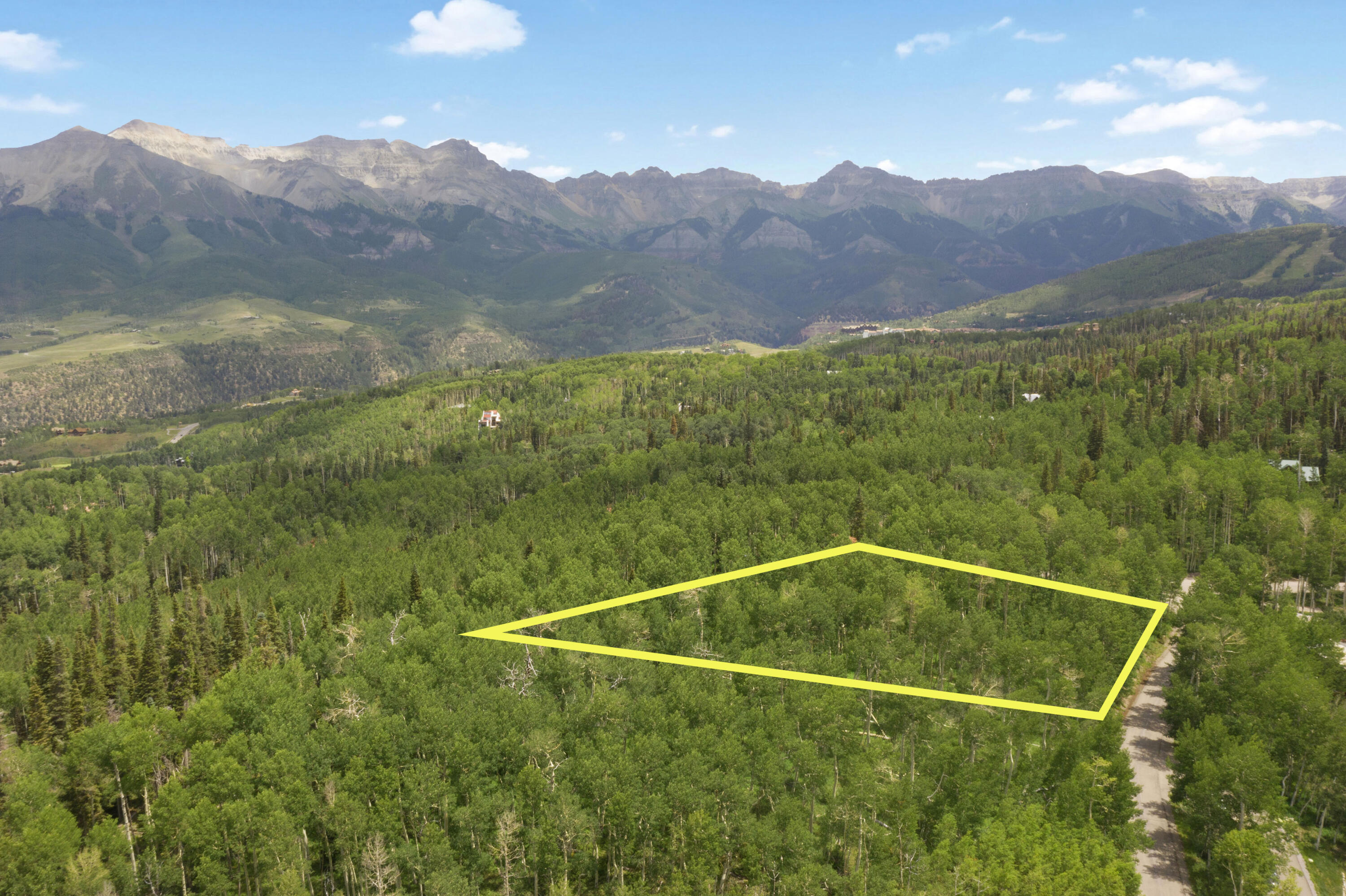 TBD Saddle Horn Lane Property Photo 1