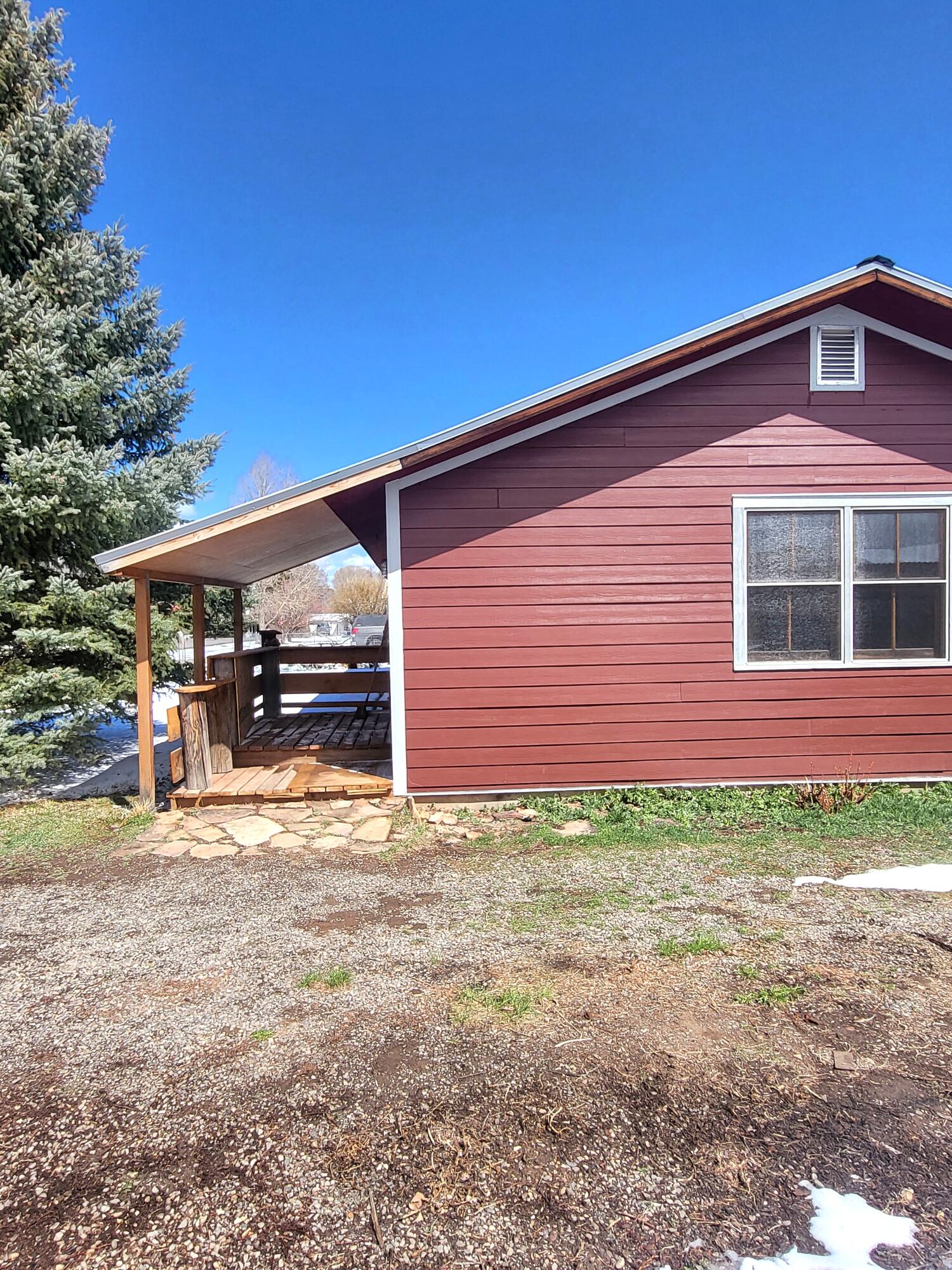 1435 Pine Street Property Photo 10