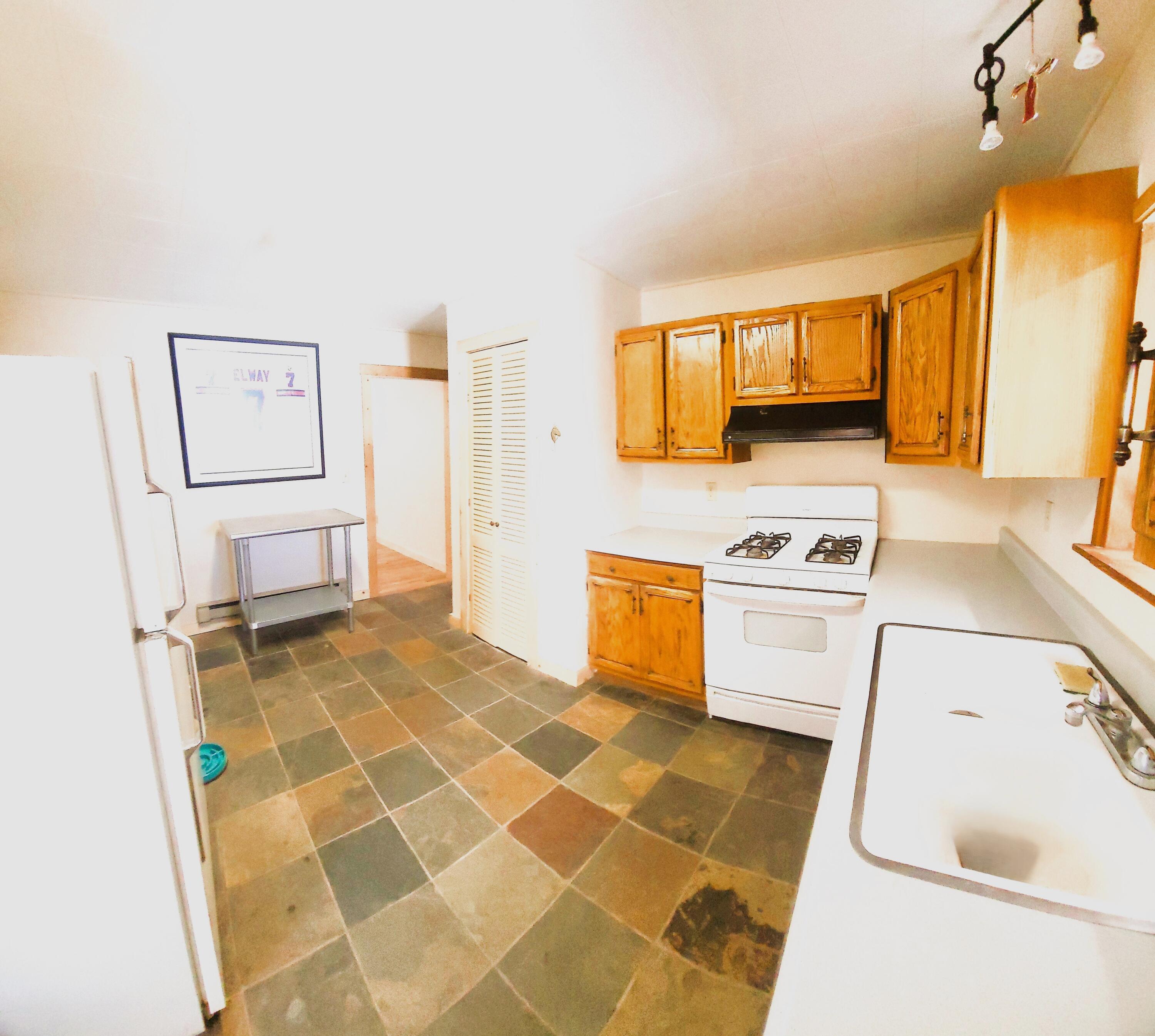 1435 Pine Street Property Photo 16