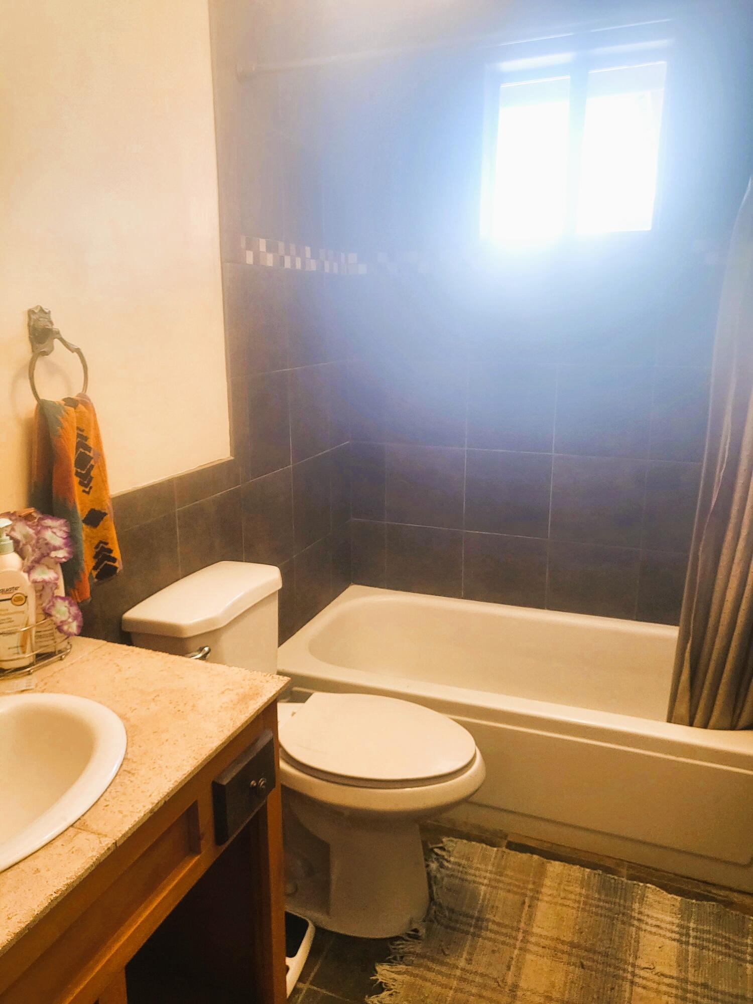 1435 Pine Street Property Photo 33