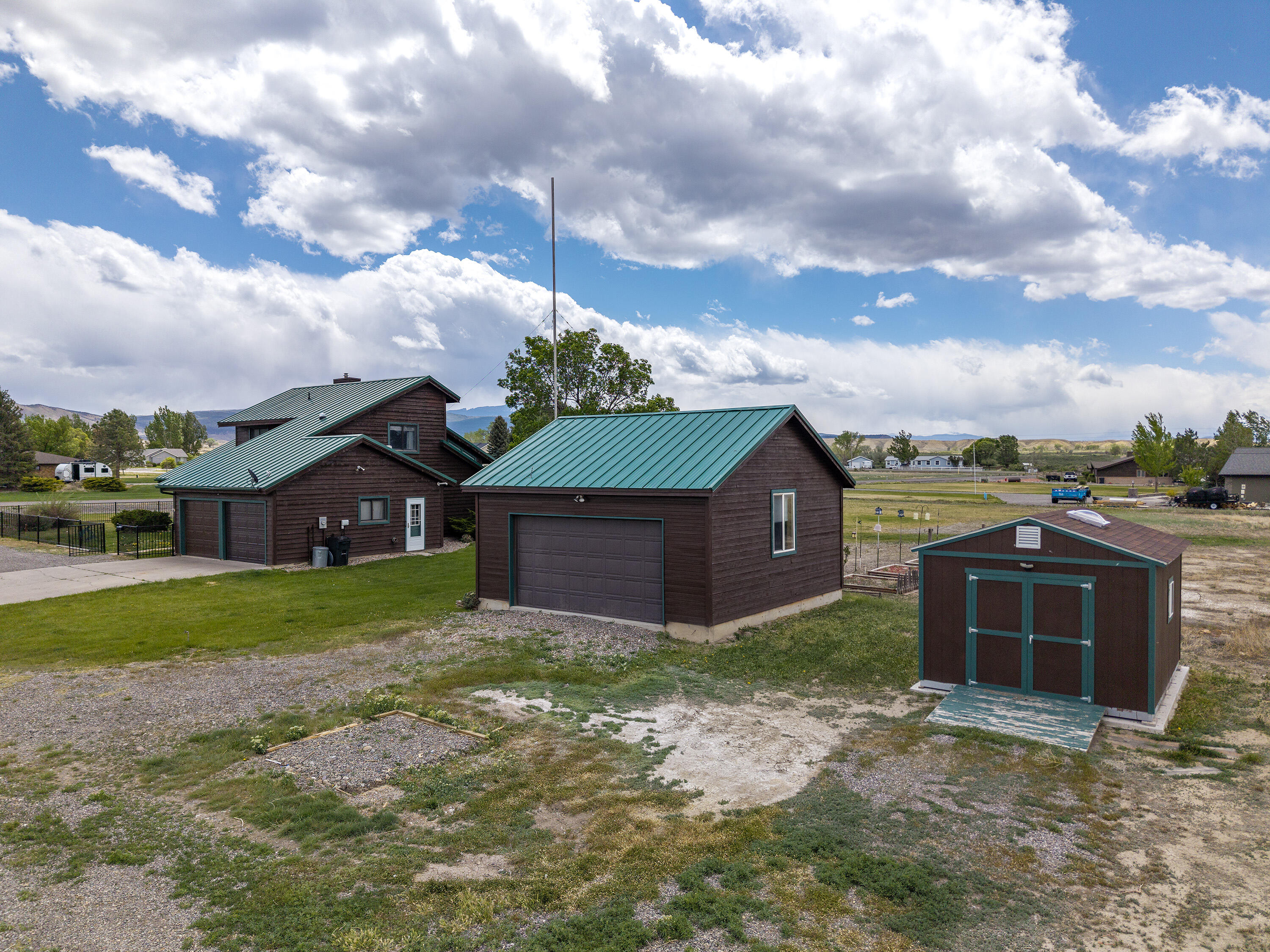 16303 6760 Road Property Photo 9