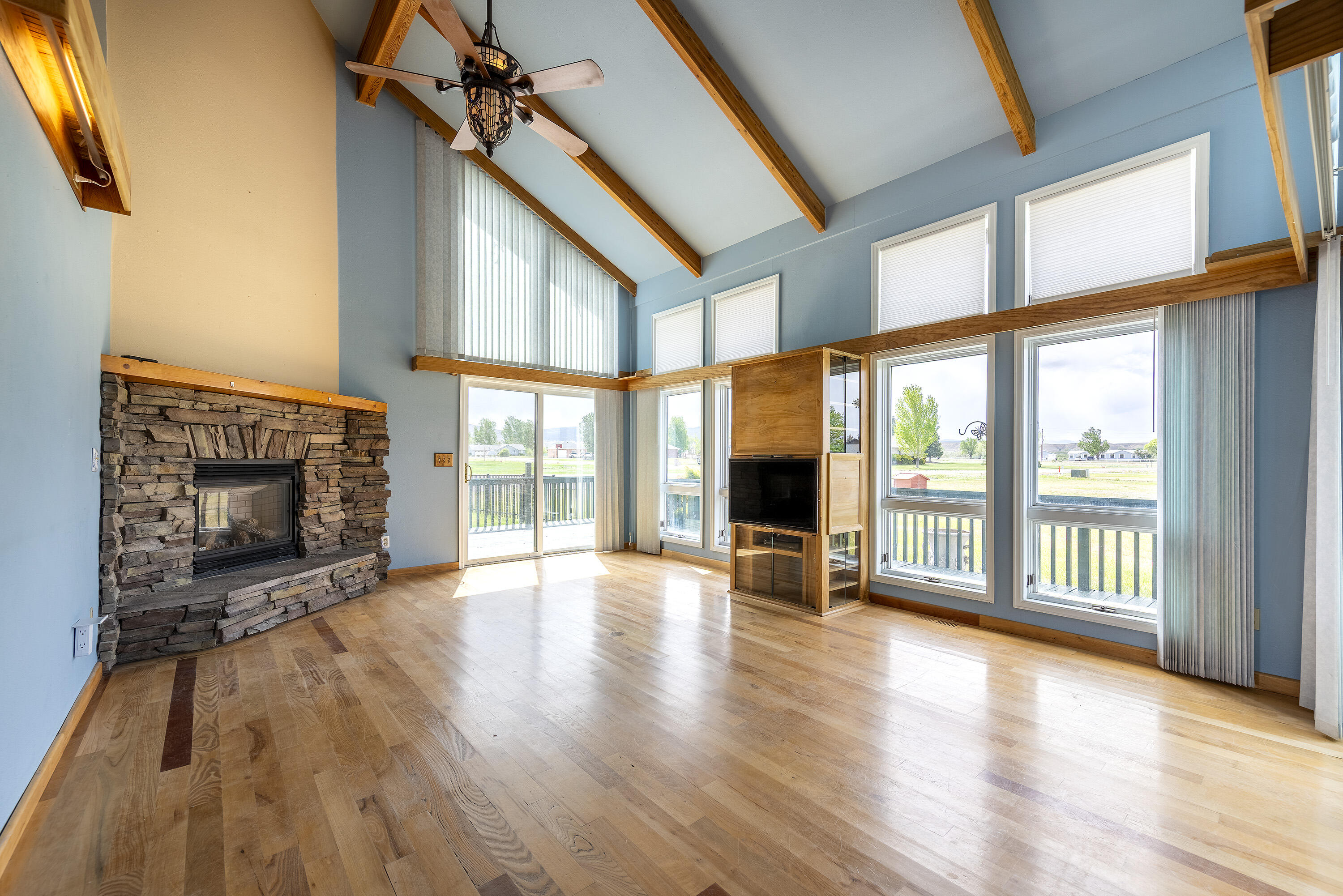 16303 6760 Road Property Photo 17