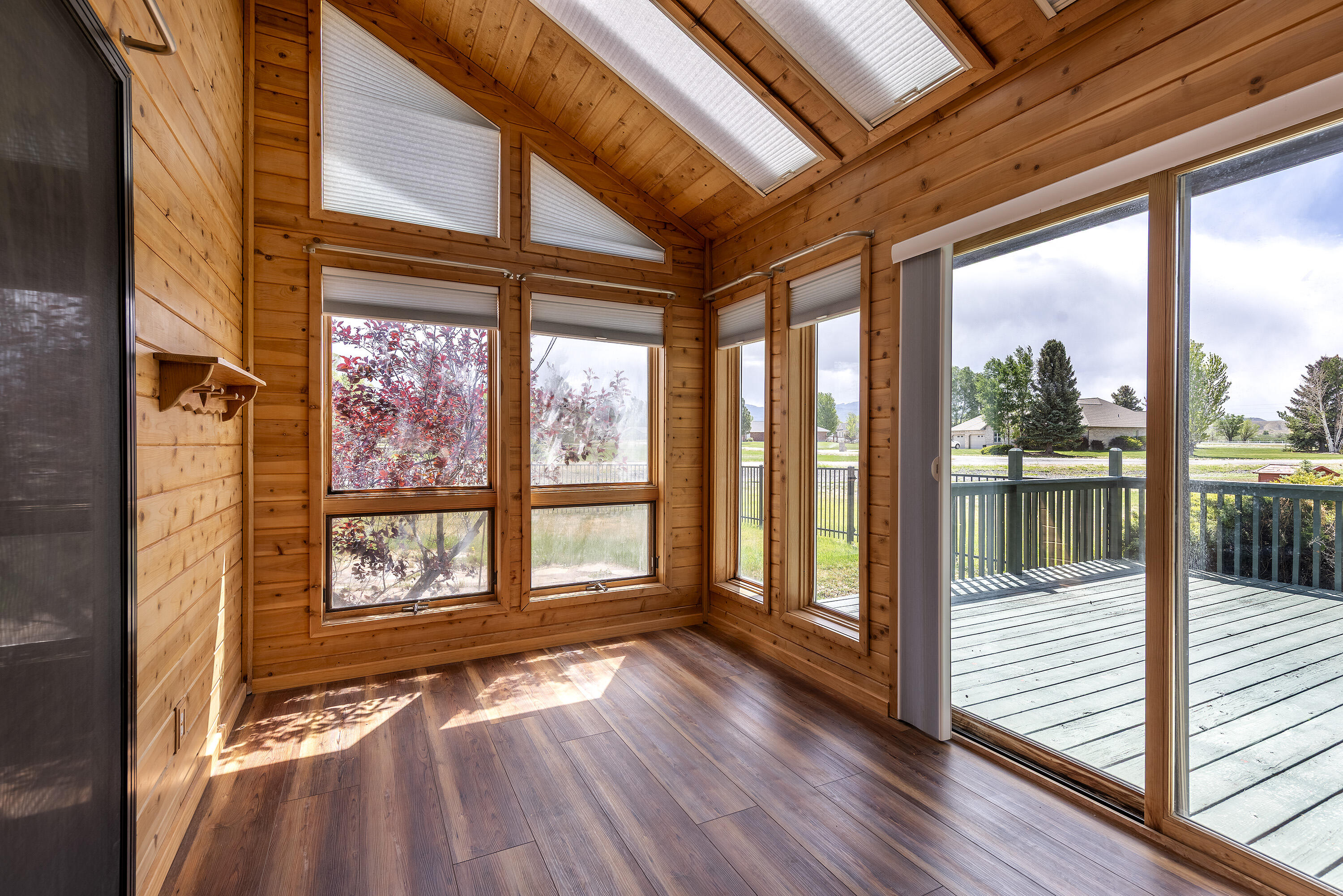 16303 6760 Road Property Photo 32
