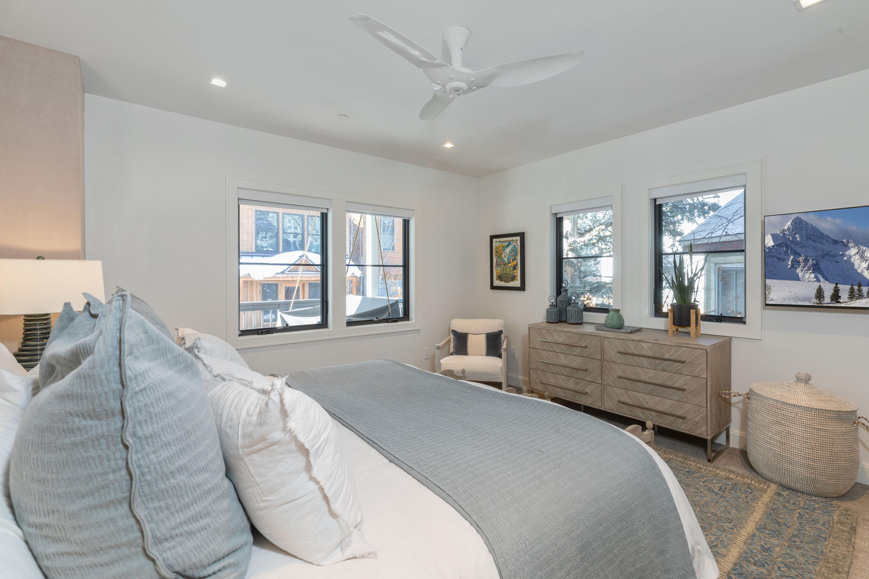475 Depot Avenue Property Photo 17