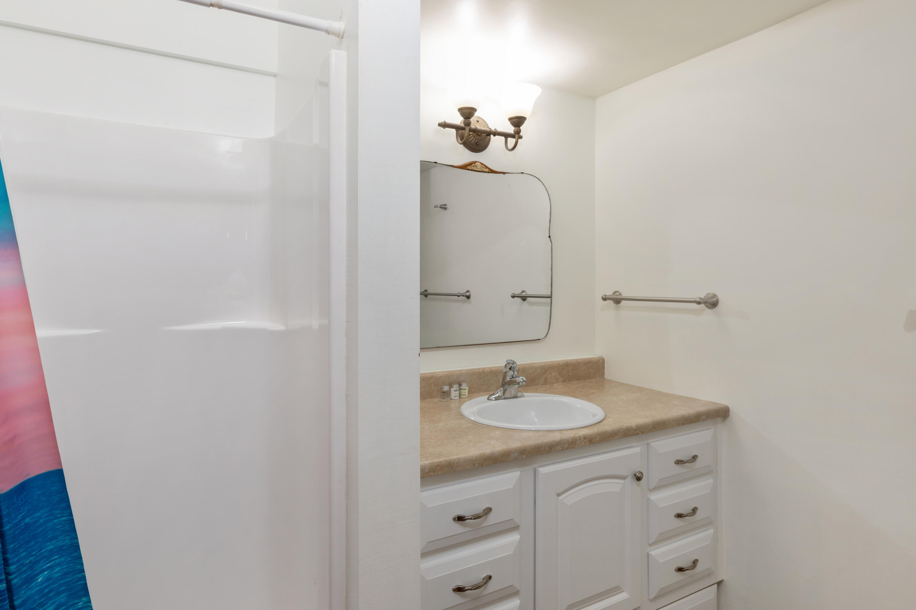 153 E Main Street Property Photo 7