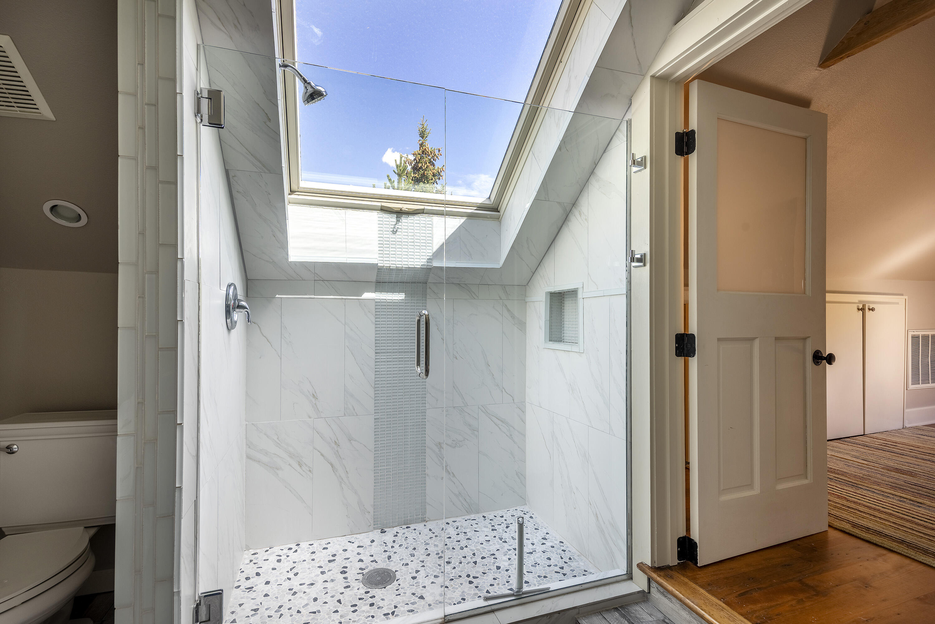 445 Colorado Avenue Property Photo 24