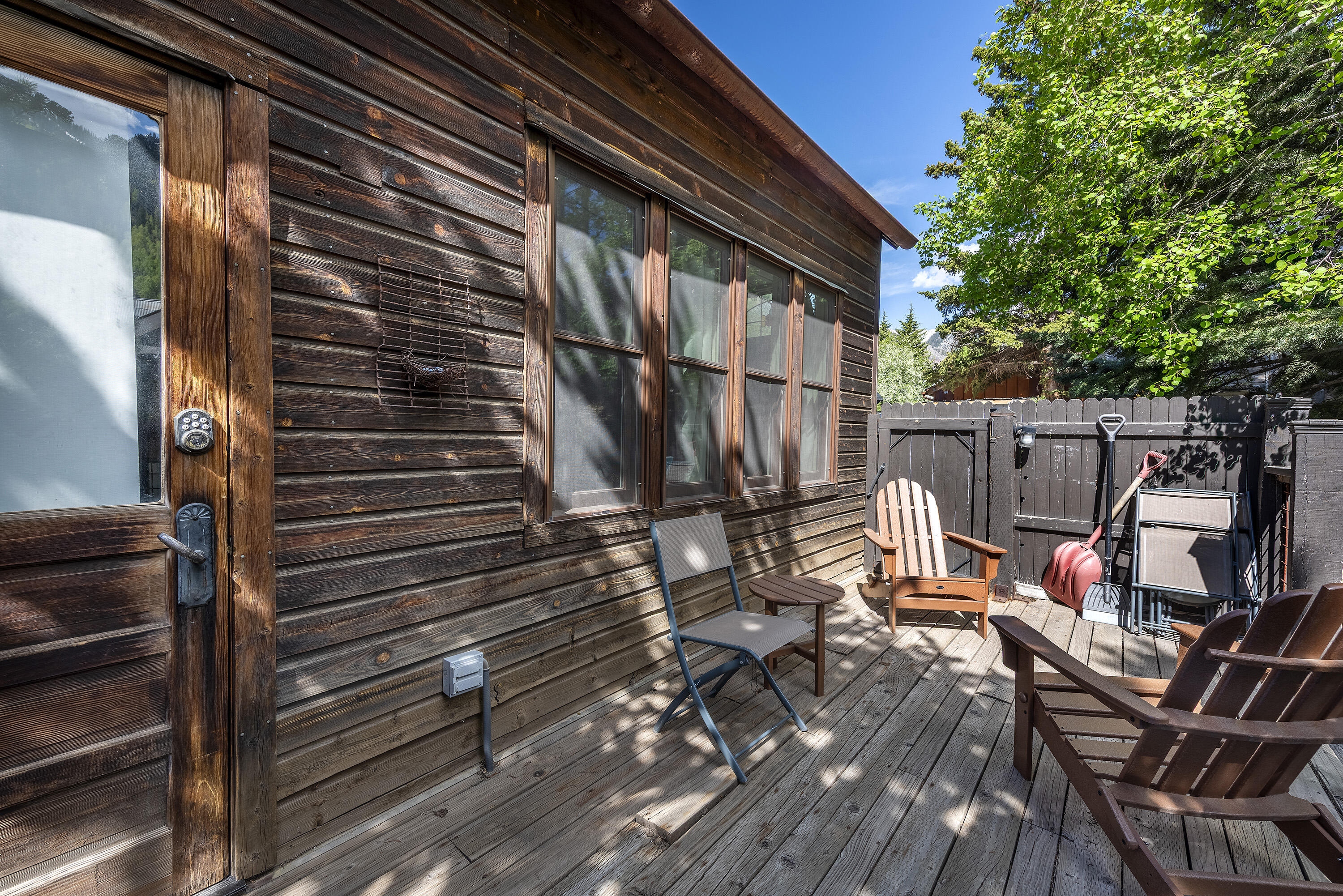 445 Colorado Avenue Property Photo 27