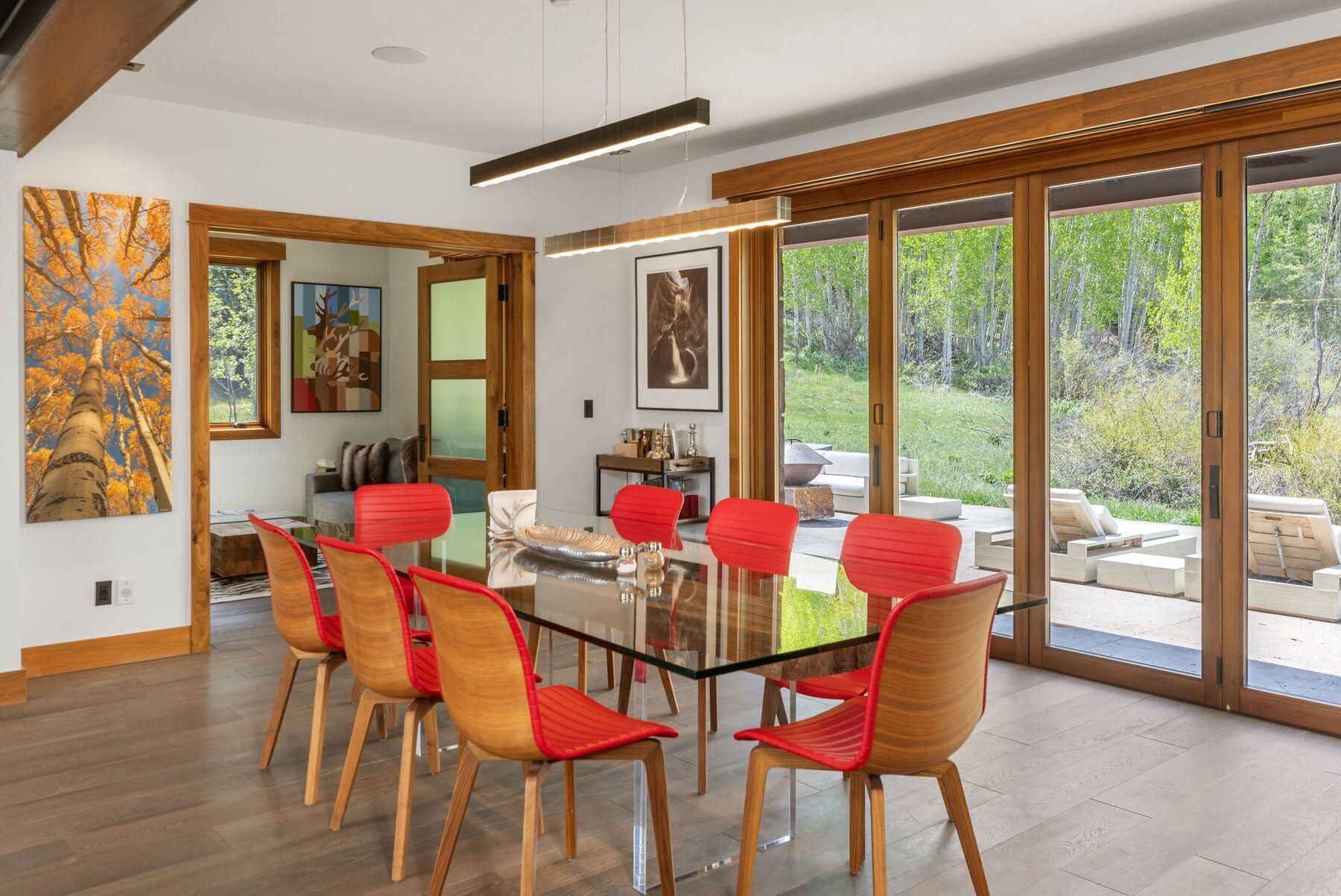 114 Arizona Street Property Photo 6