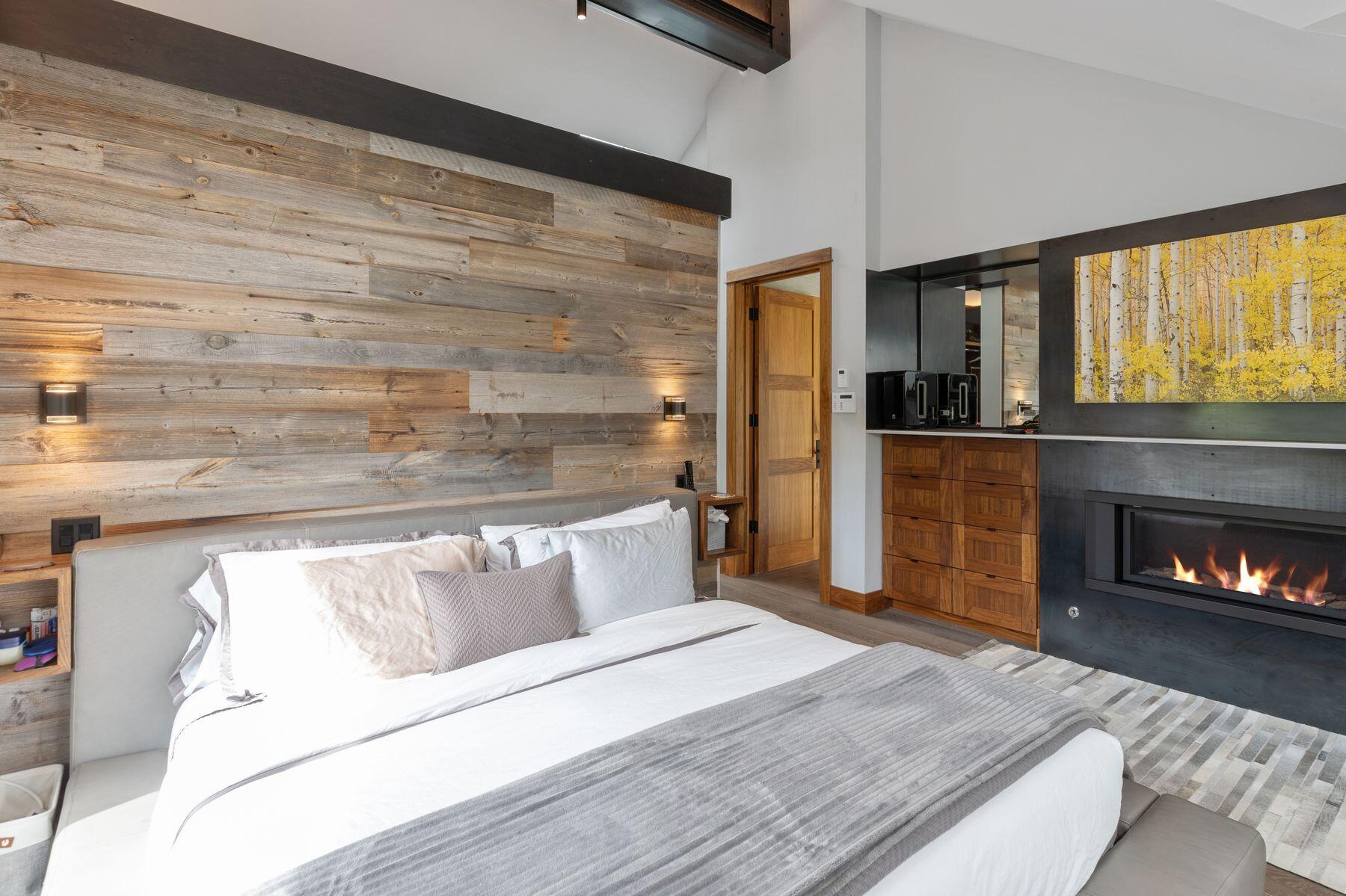 114 Arizona Street Property Photo 8