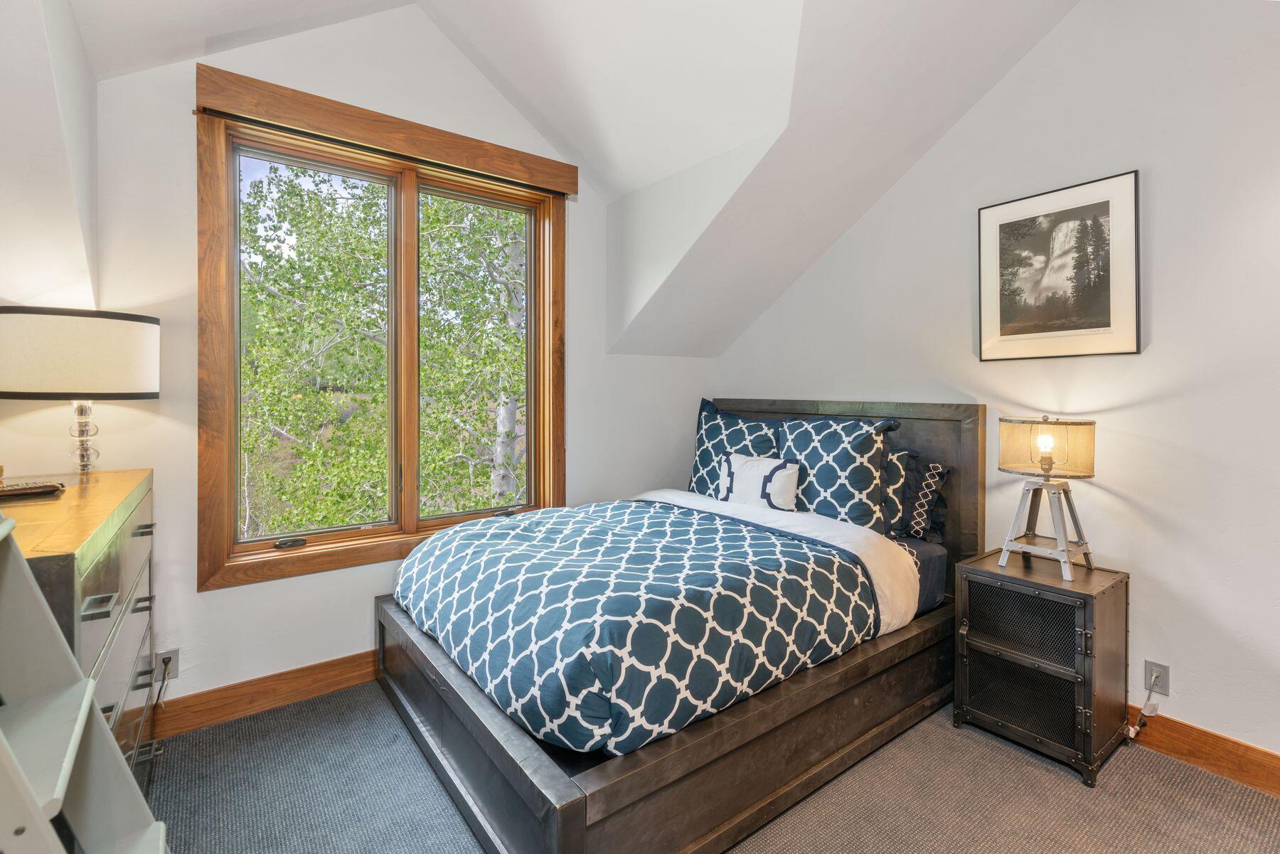 114 Arizona Street Property Photo 13