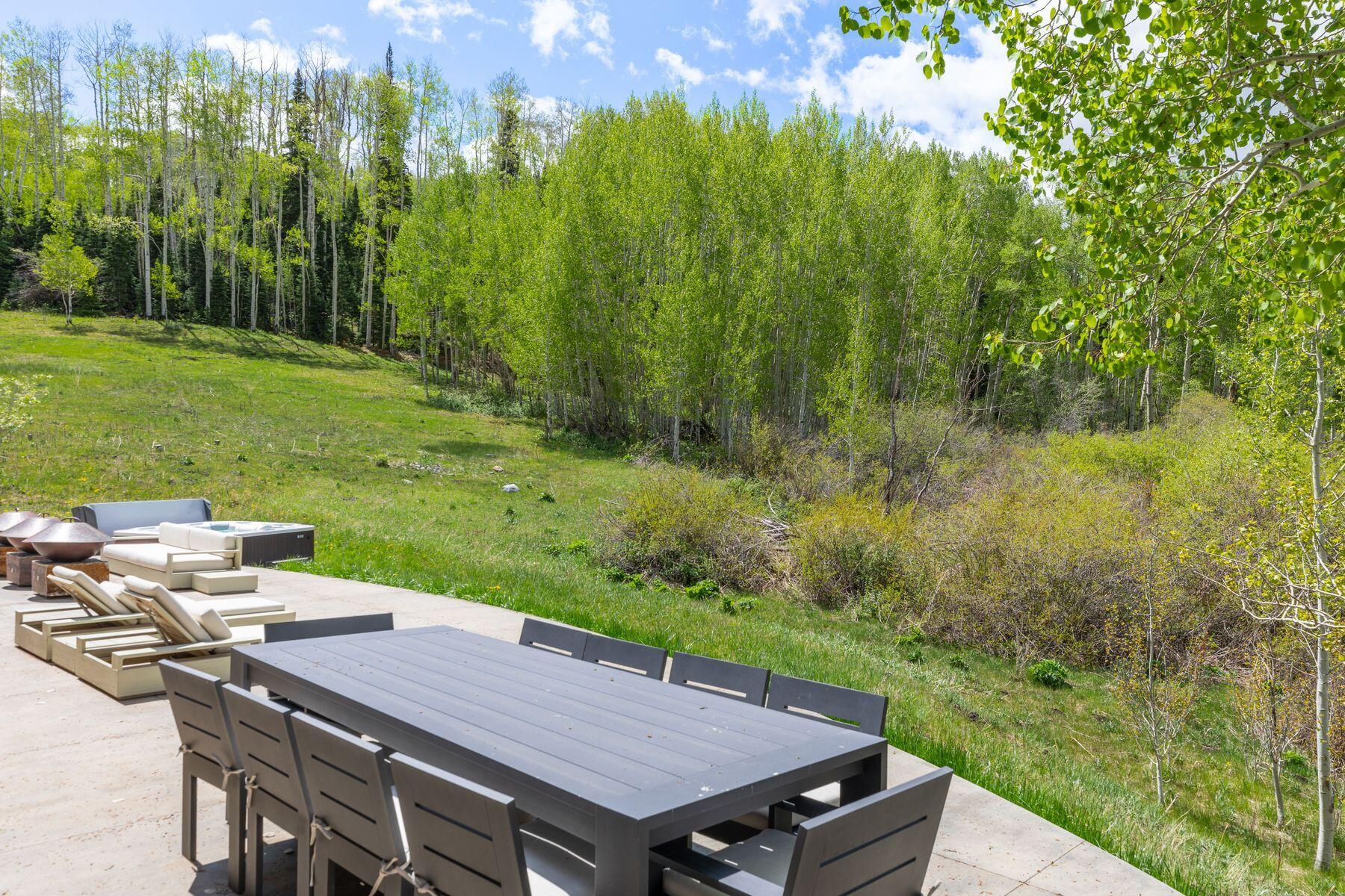 114 Arizona Street Property Photo 22