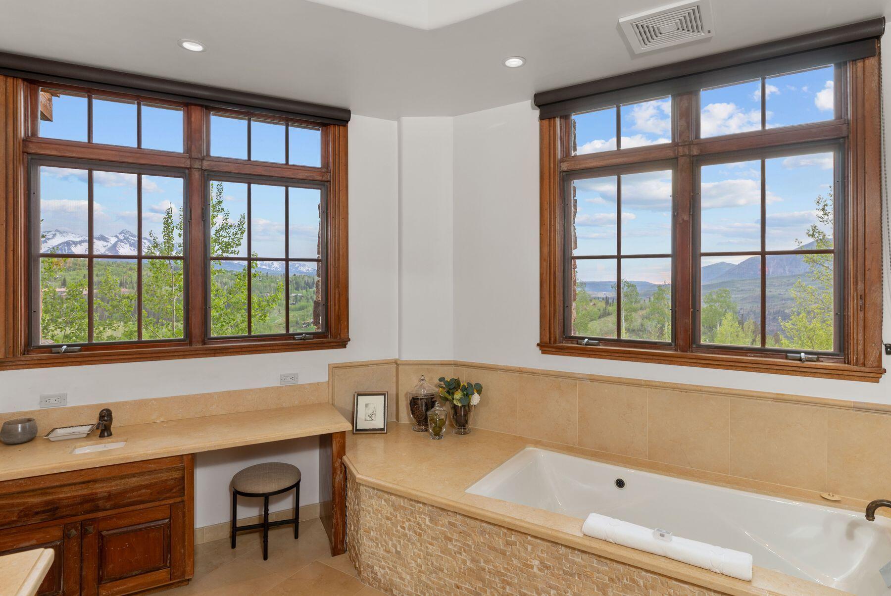 145 Sunny Ridge Place Property Photo 16