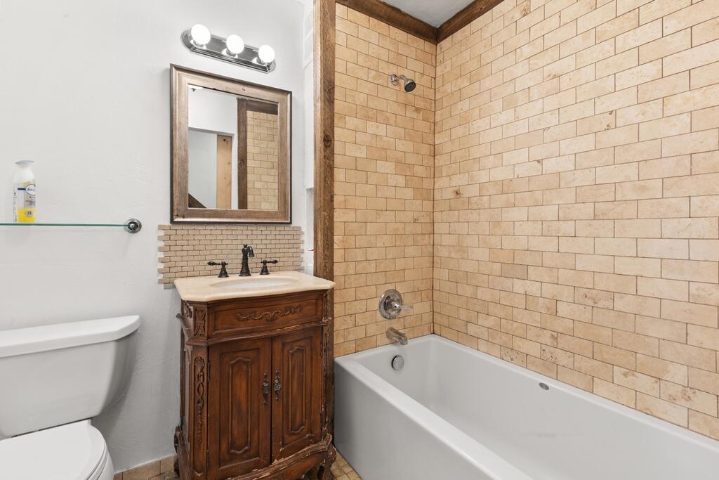 501 Society Drive Property Photo 18