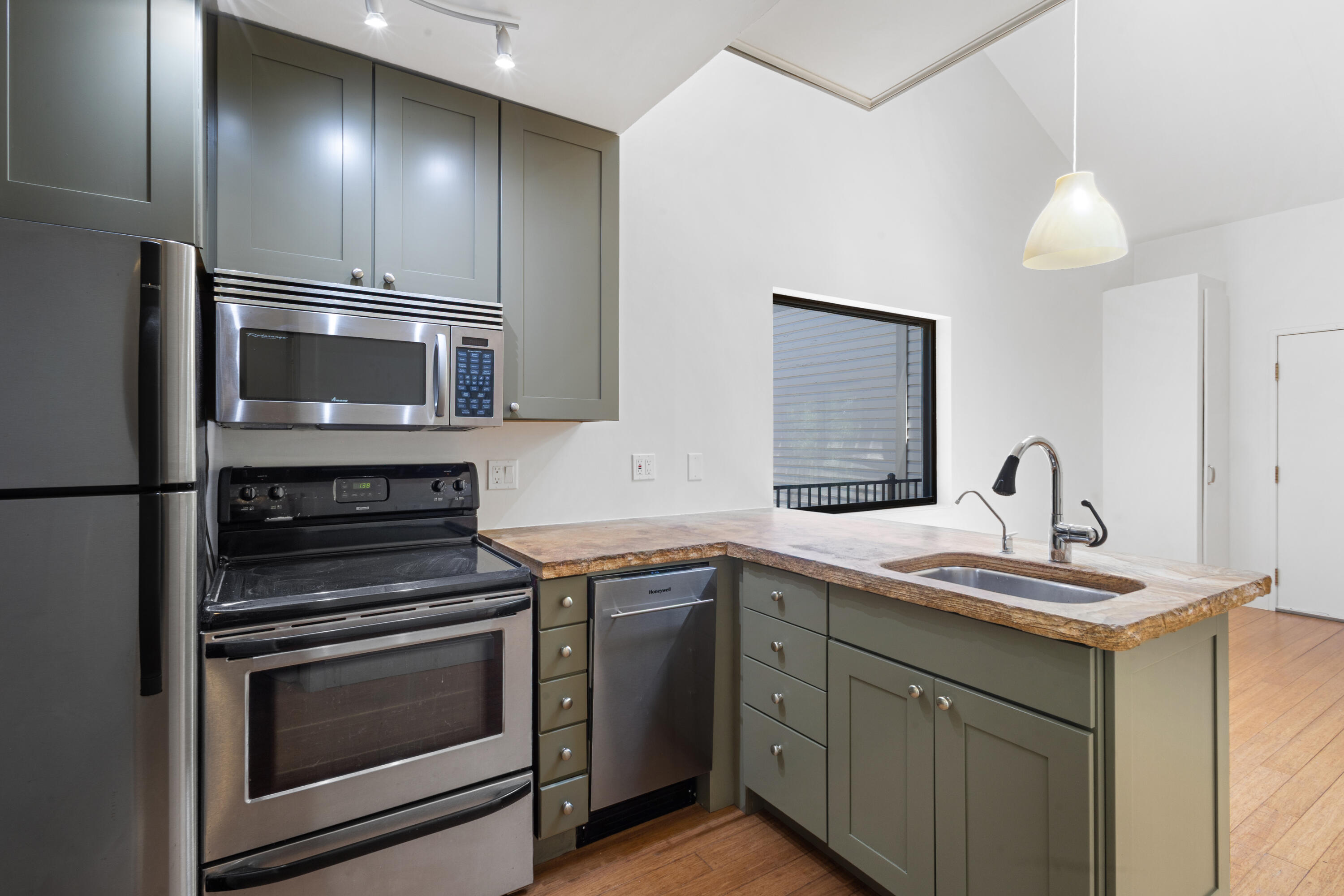 136 Tomboy St Street 309 Property Photo 7