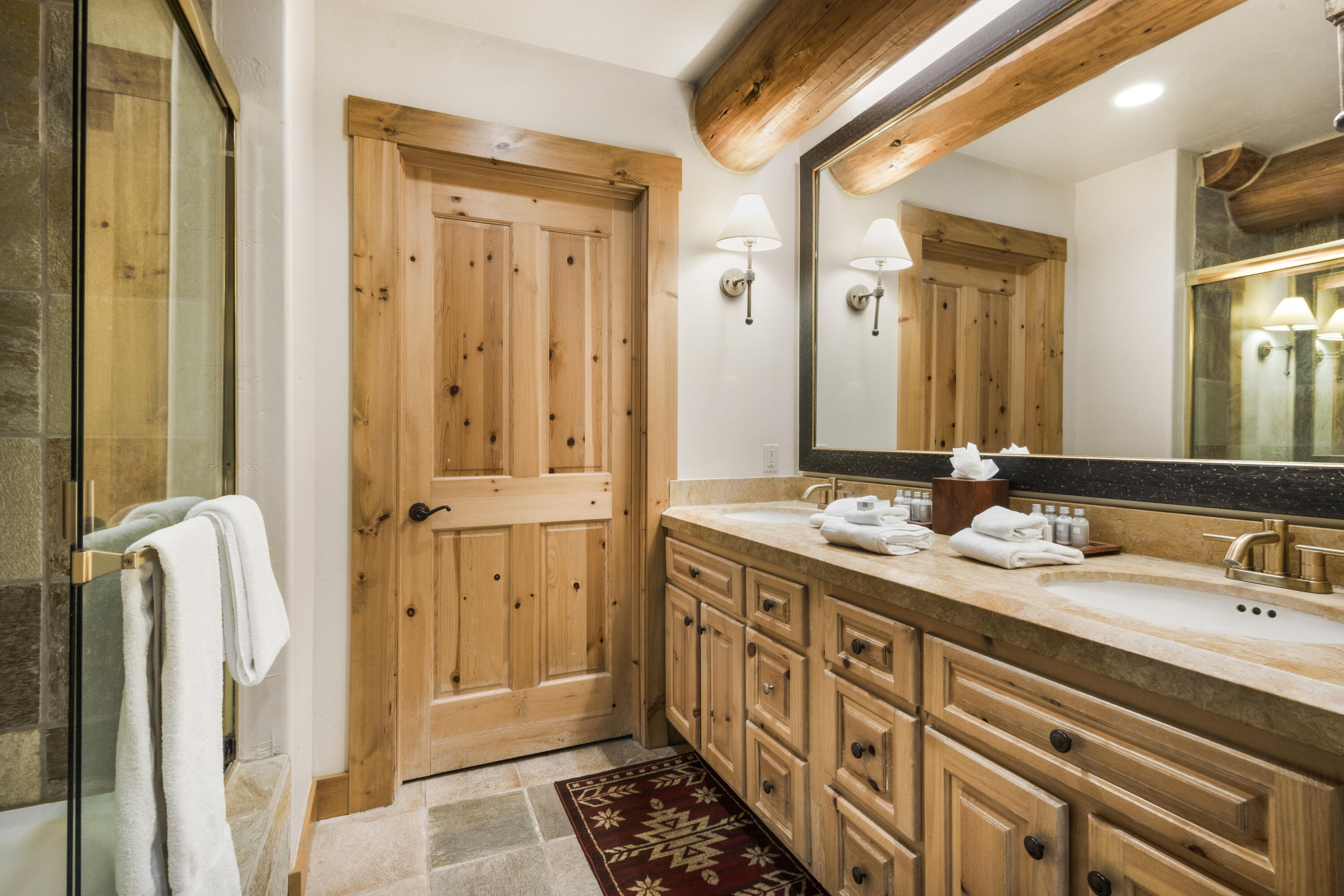 457 Mountain Village Boulevard Cabin 9 Property Photo 13