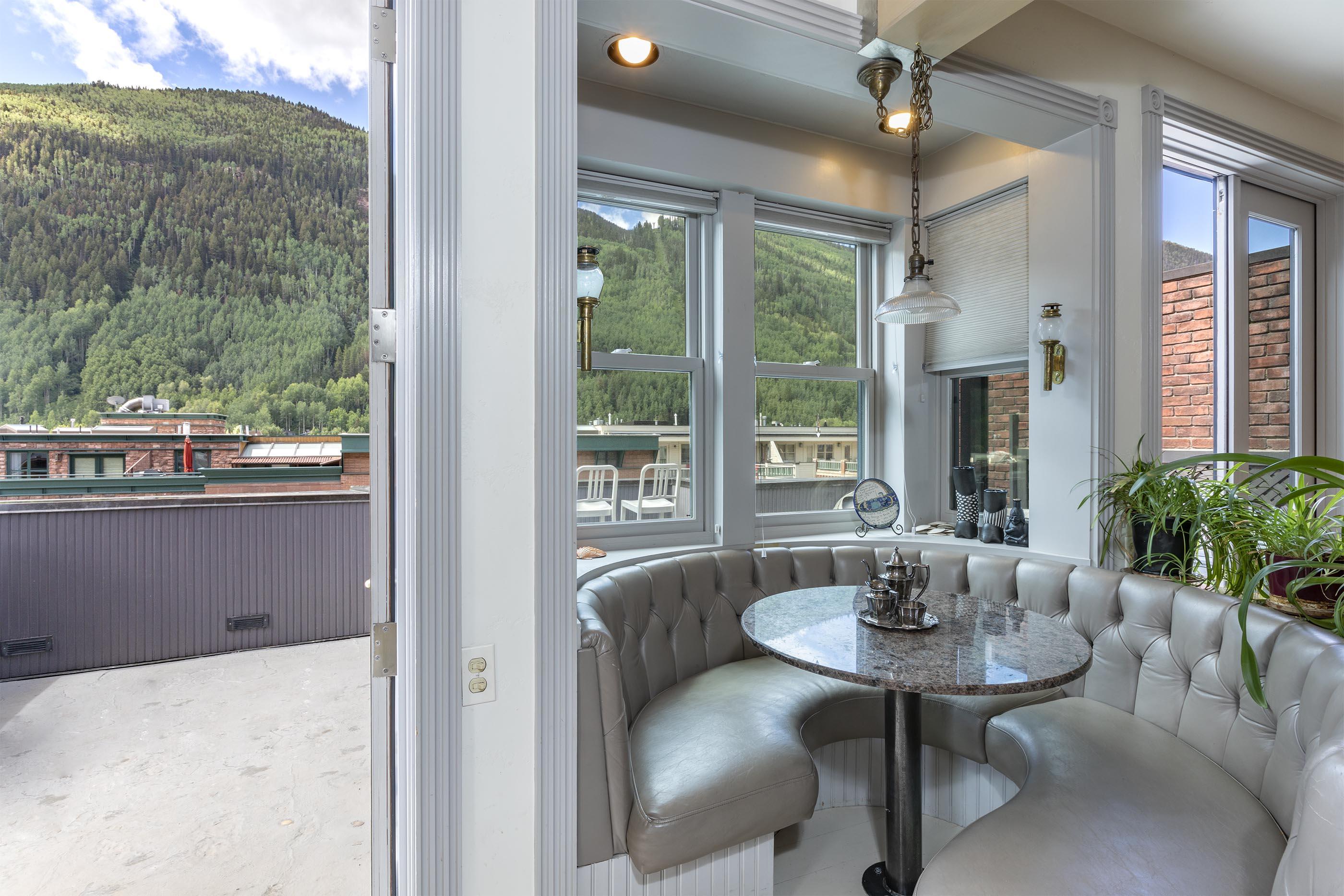 115 Colorado Avenue Property Photo 11