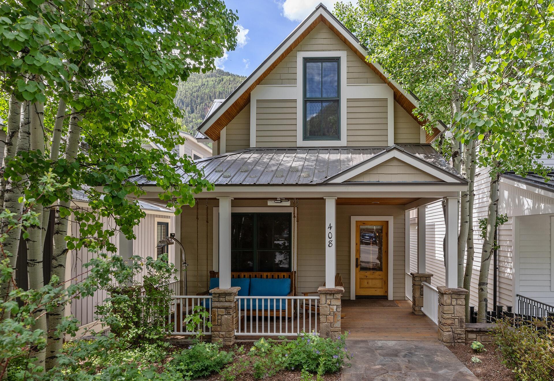408 Colorado Avenue Property Photo 1