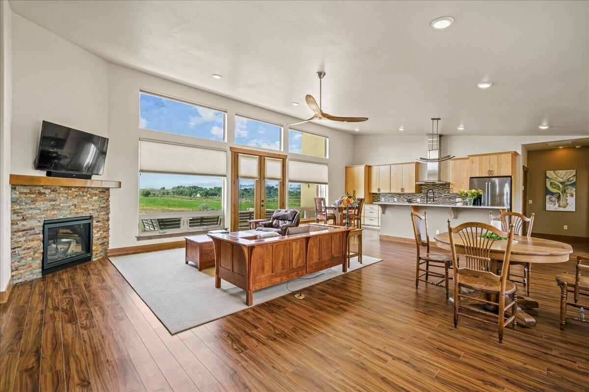 66711 Otter Road Property Photo 11