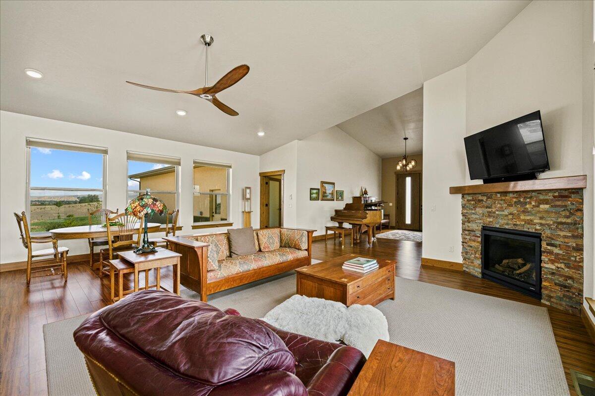 66711 Otter Road Property Photo 17