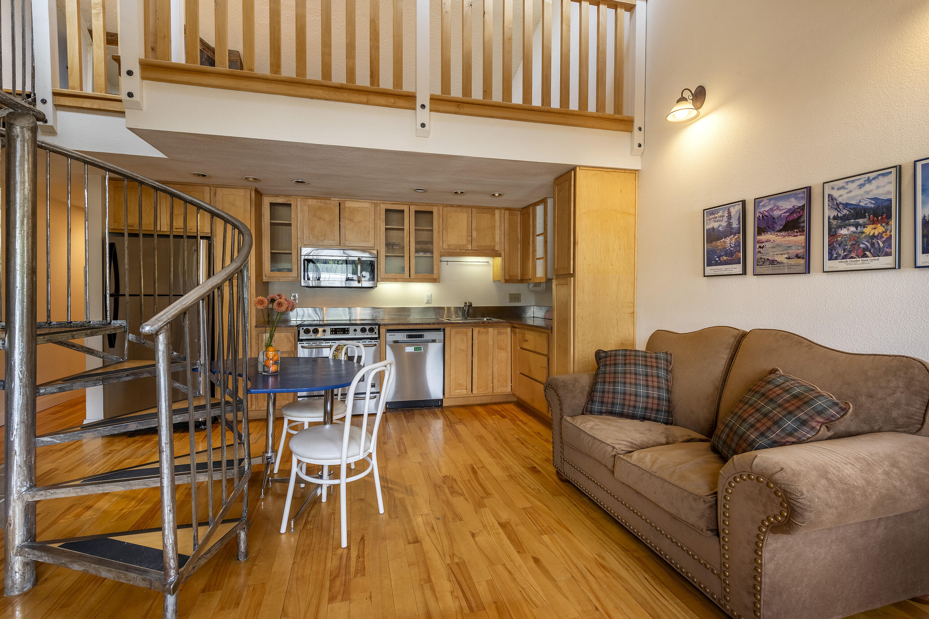 35 Pilot Knob Lane 504 Property Photo 8