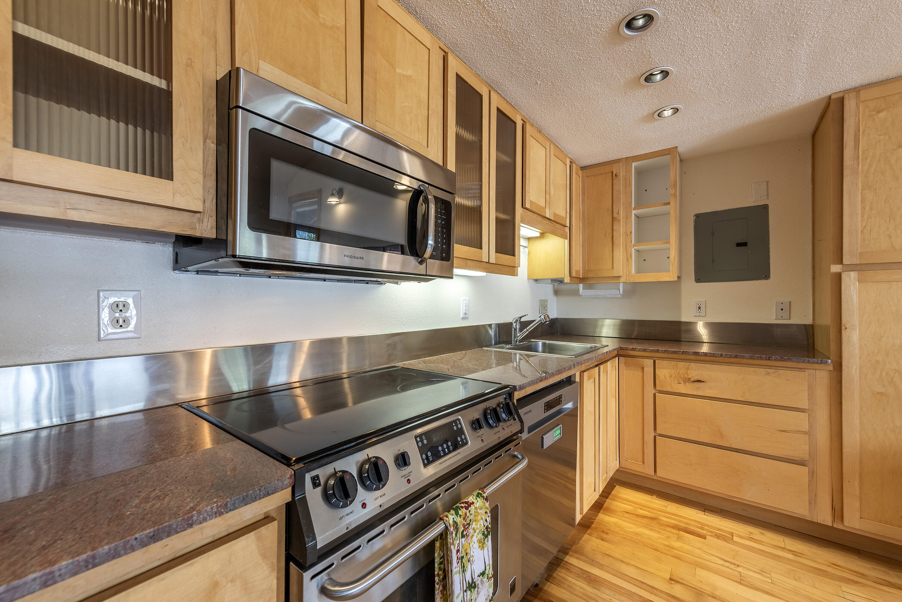 35 Pilot Knob Lane 504 Property Photo 12