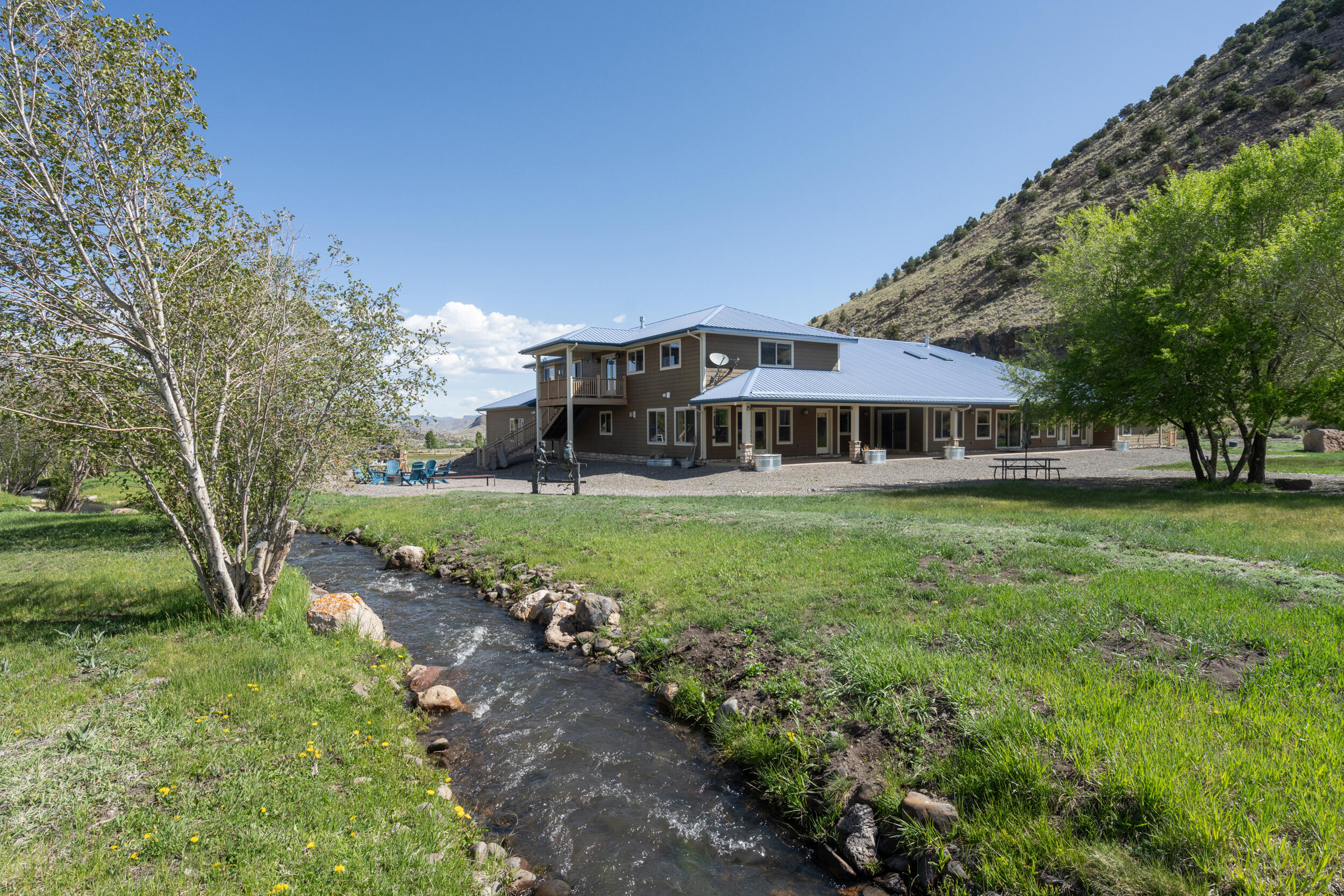 142 Meadow Road Property Photo 1