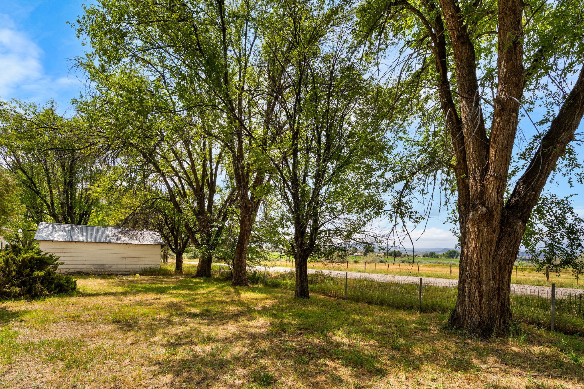 640 W 7th Avenue Property Photo 10
