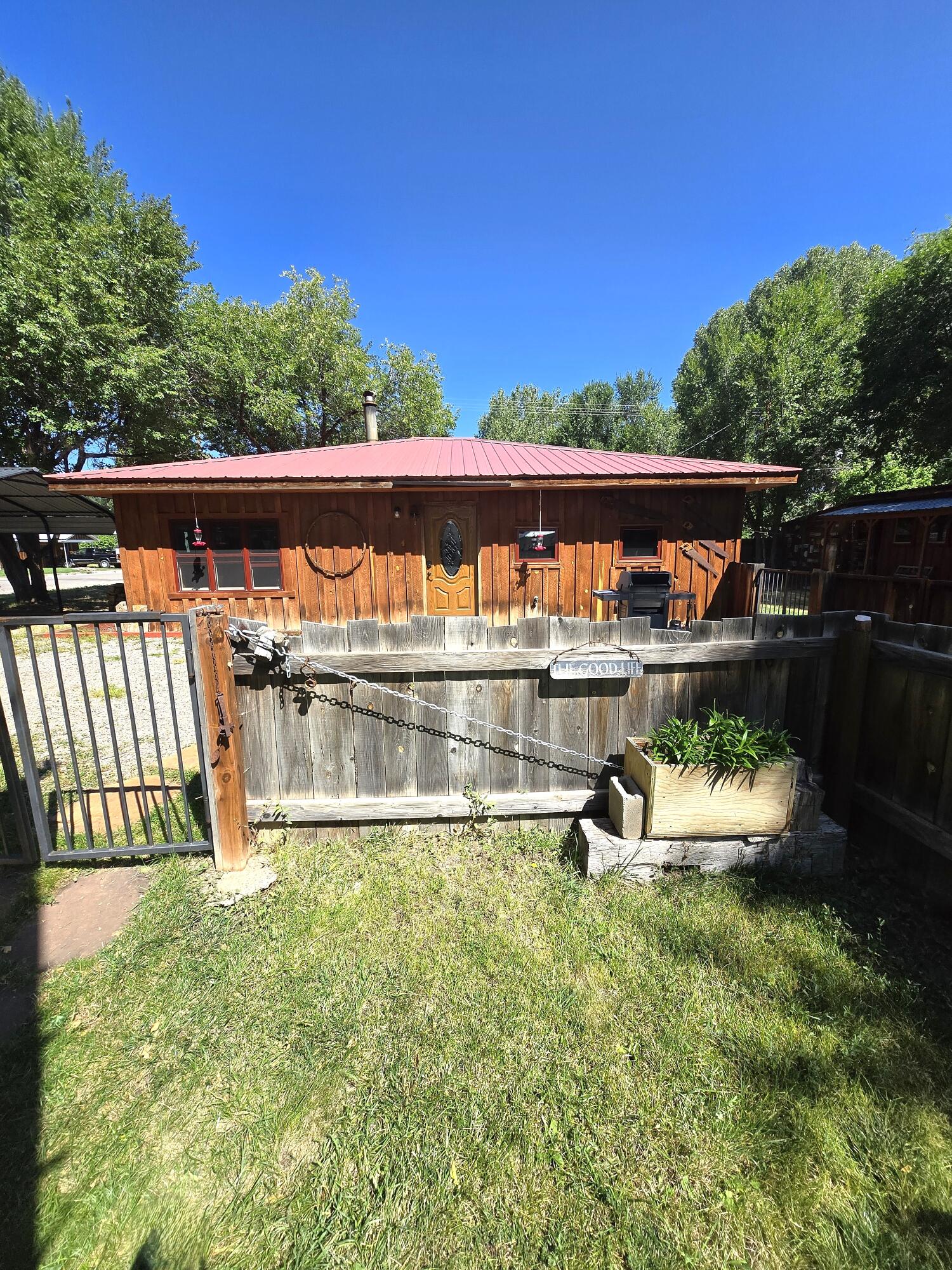 1235 Cedar Street Property Photo 5