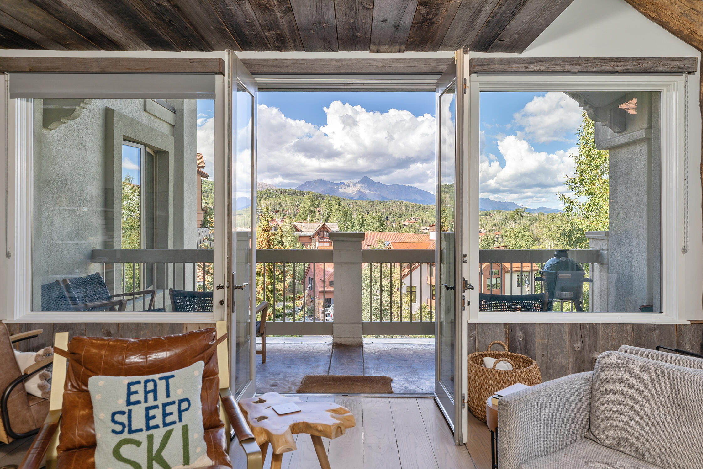 618 Mountain Village Boulevard 401 Property Photo 5