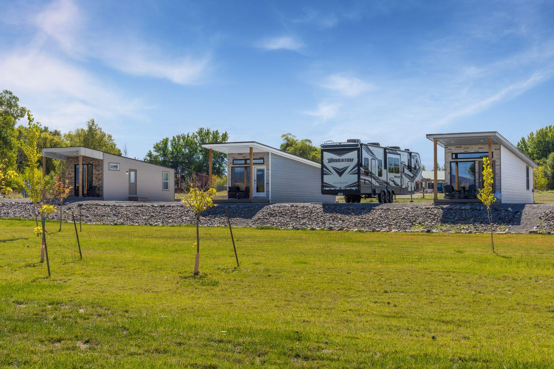 62951 Lasalle Road Property Photo 2