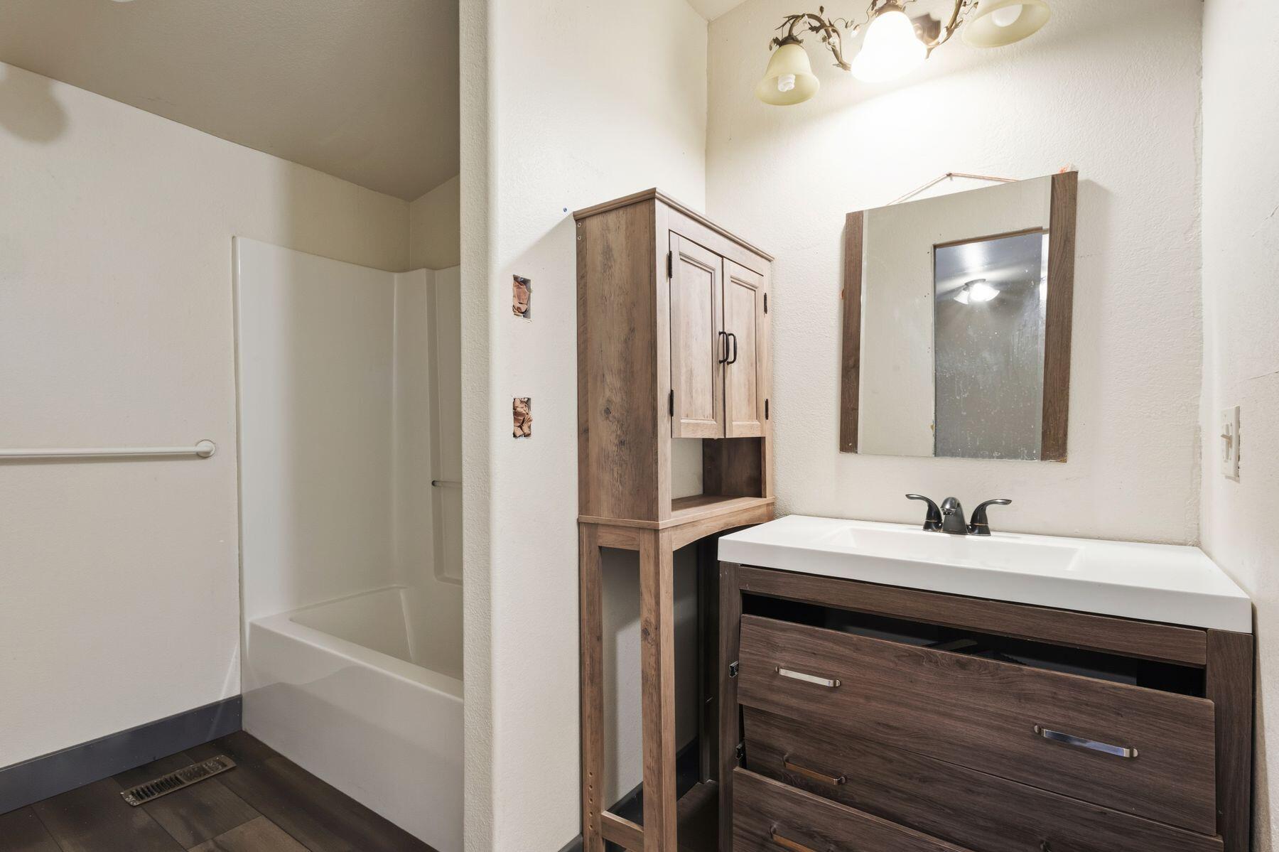 62951 Lasalle Road Property Photo 16