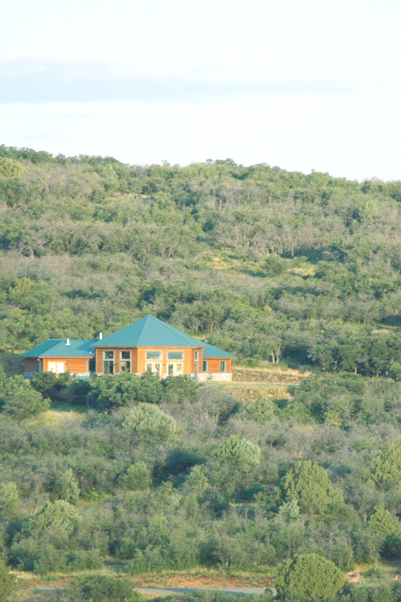1535 N. Gurley Drive Property Photo 4