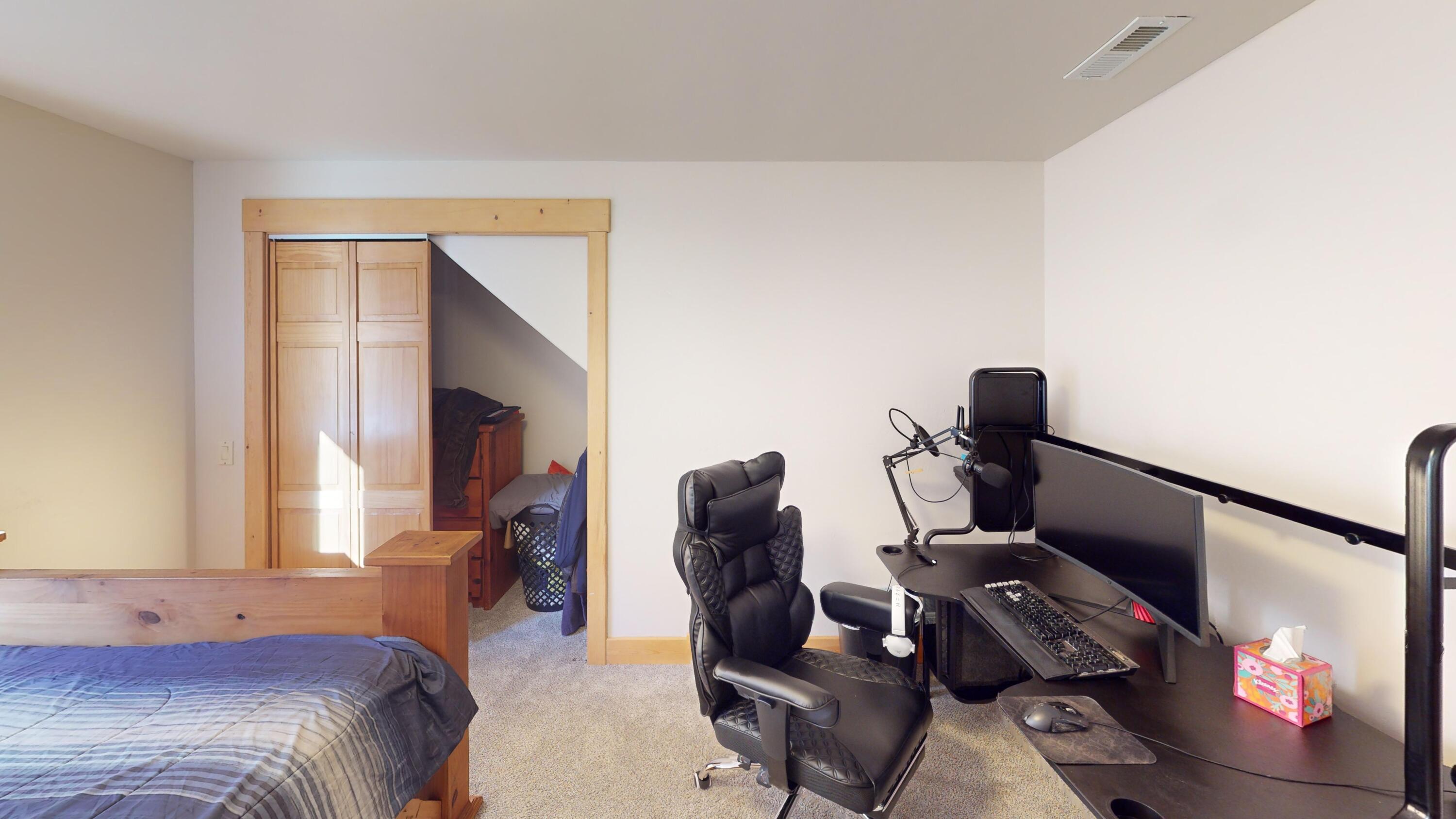 108 Aurum Street Property Photo 39