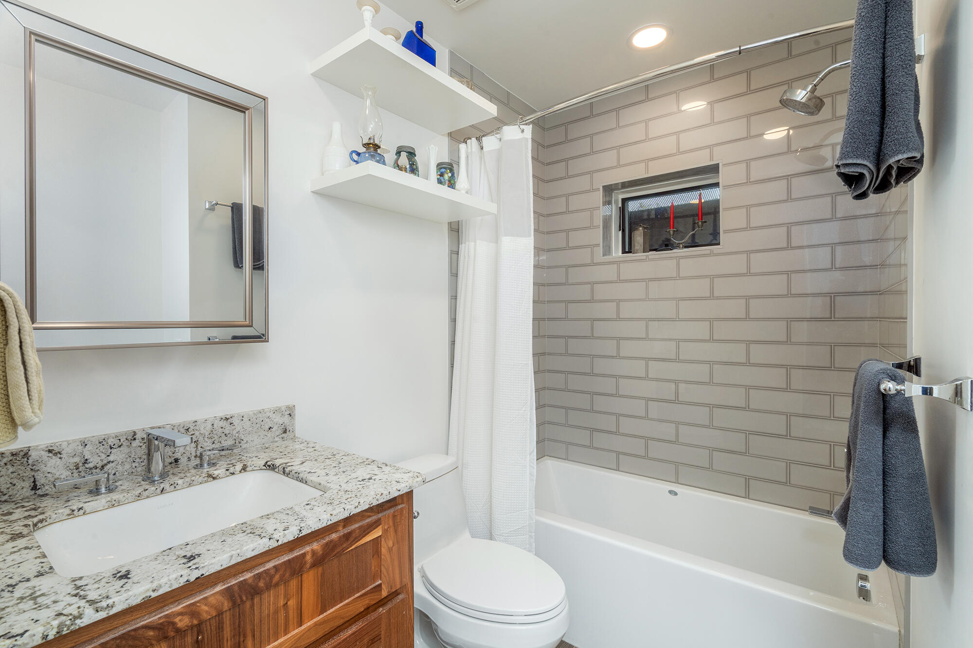 2175 High Bluff Drive Property Photo 13