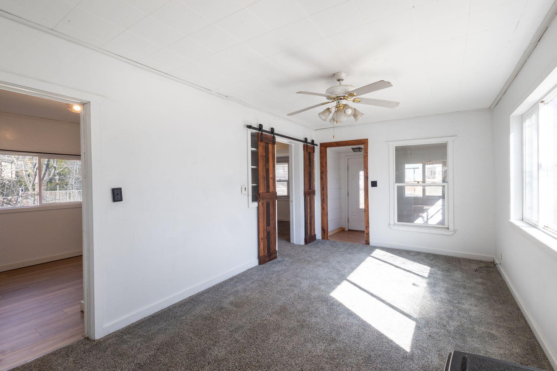 690 Grape Street Property Photo 3