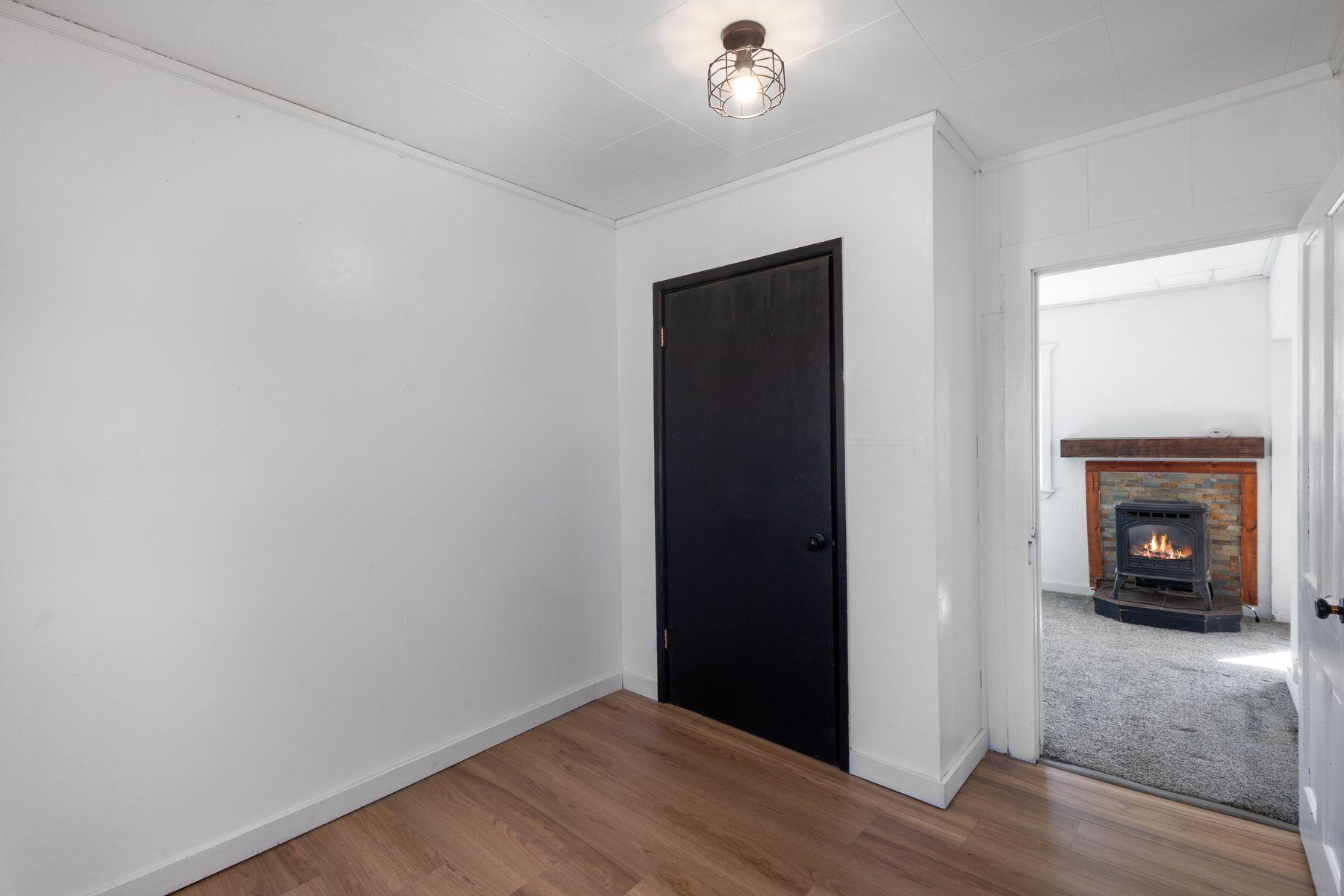 690 Grape Street Property Photo 16
