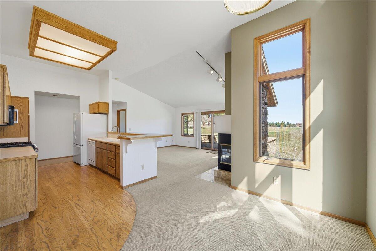 51 Red Fox Lane, #b Property Photo 5