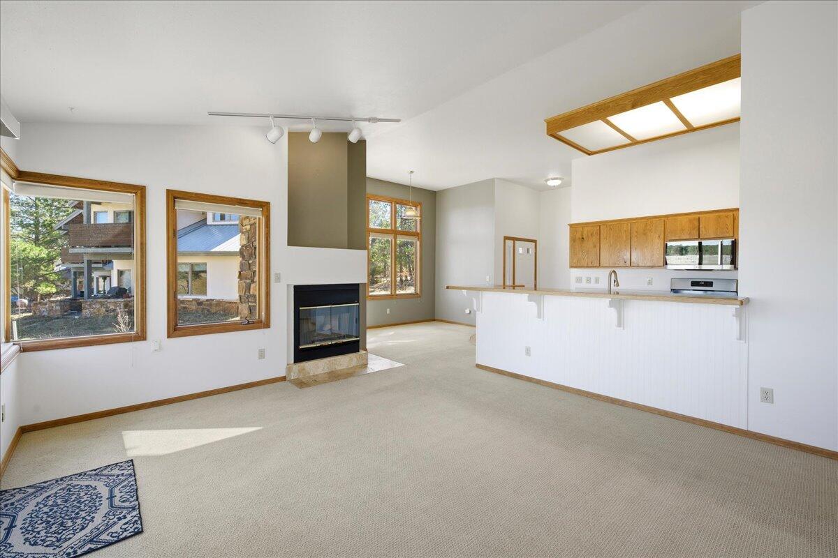 51 Red Fox Lane, #b Property Photo 10
