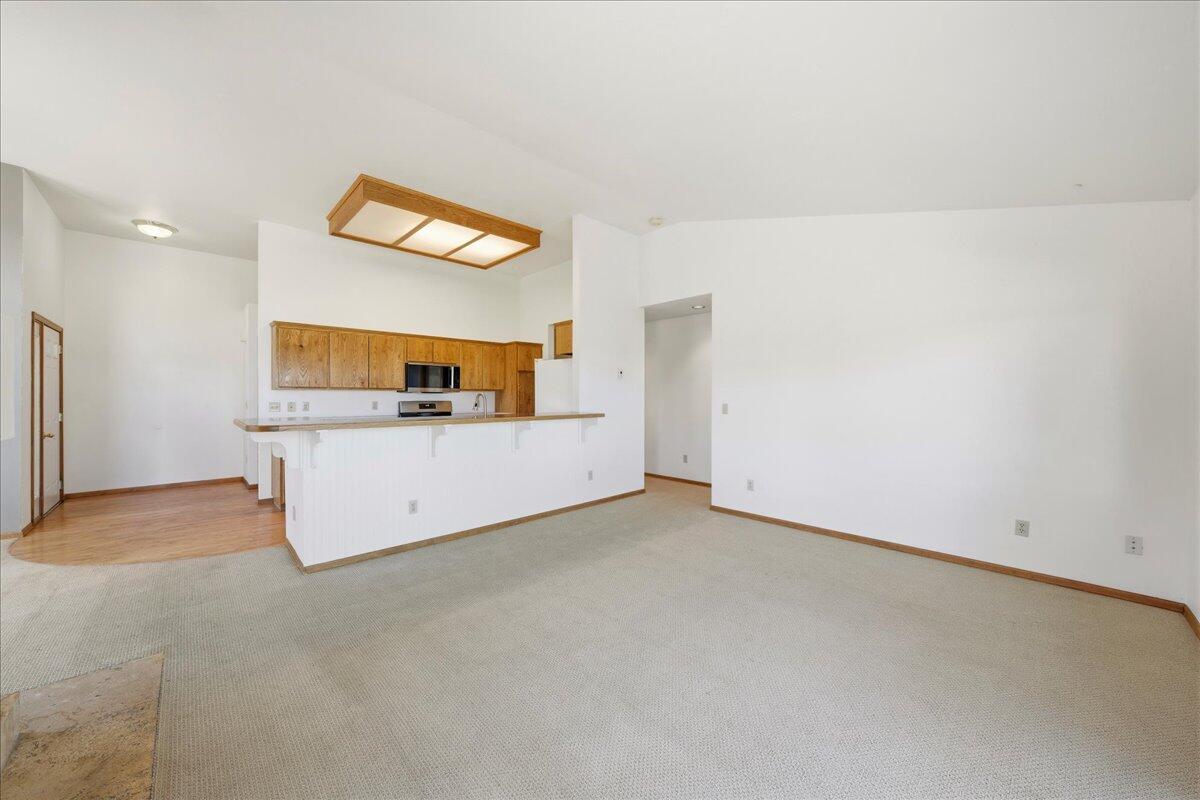 51 Red Fox Lane, #b Property Photo 11